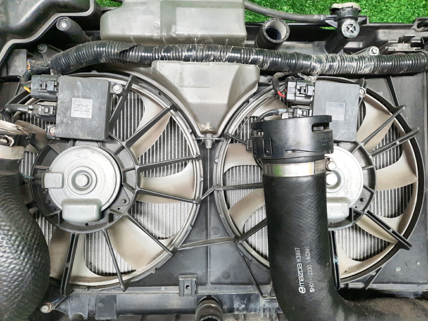 Рамка радиатора MAZDA ATENZA, MAZDA 6 GJ5FP, GJEFP, GJ2FP, GJ2AP, GJ526, GJ523 SH-VPTR 0430 4 ракурс