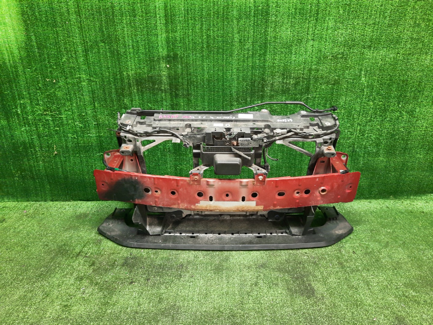 Рамка радиатора MAZDA AXELA, MAZDA 3, 3 BMLFS, BM6FJ, BM2AS, BM2FP, BM2AP, BM5FP, BM5FS, BM5AS, BM5AP, BM2FS, BYEFP, BMEFS, BM P5-VPS 0437 1 ракурс