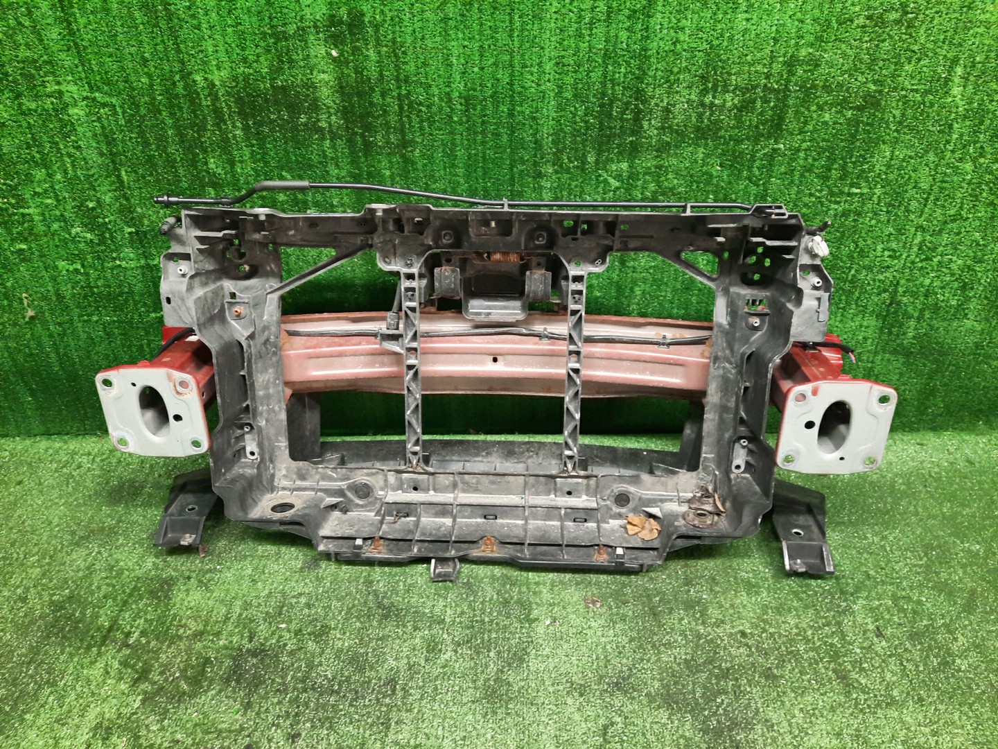 Рамка радиатора MAZDA AXELA, MAZDA 3, 3 BMLFS, BM6FJ, BM2AS, BM2FP, BM2AP, BM5FP, BM5FS, BM5AS, BM5AP, BM2FS, BYEFP, BMEFS, BM P5-VPS 0437 3 ракурс