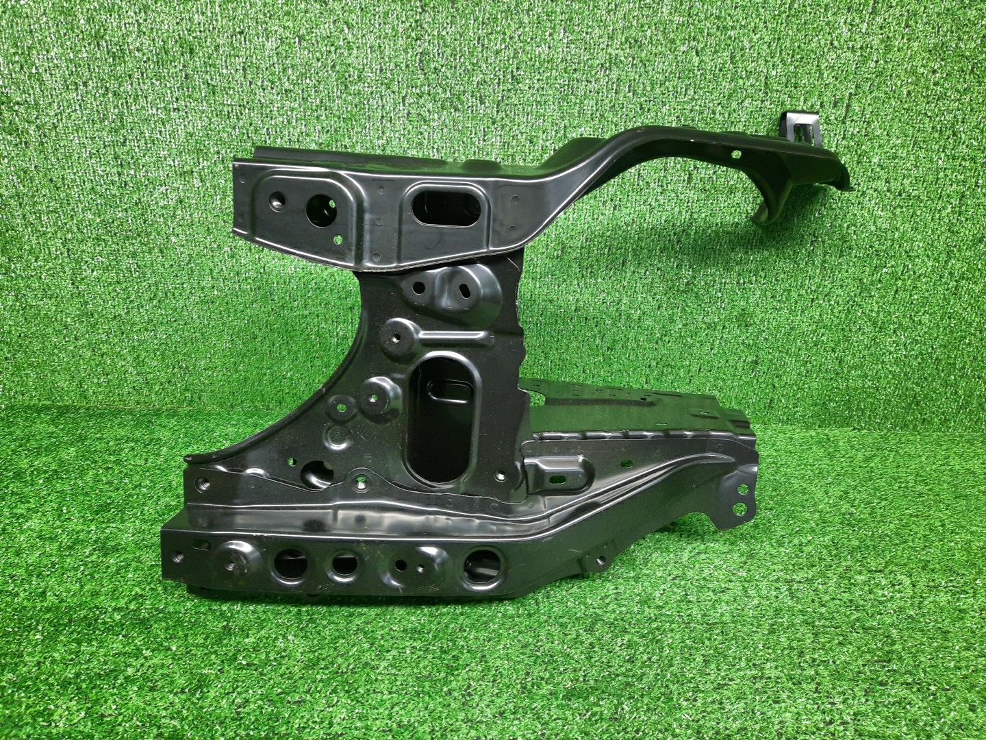 Рамка радиатора левая LEXUS LX600 VJA310W 53207-60210 1 ракурс