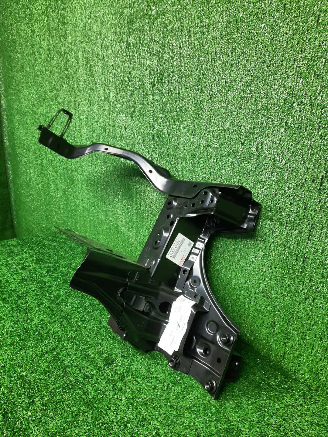 Рамка радиатора левая LEXUS LX600 VJA310W 53207-60210 4 ракурс