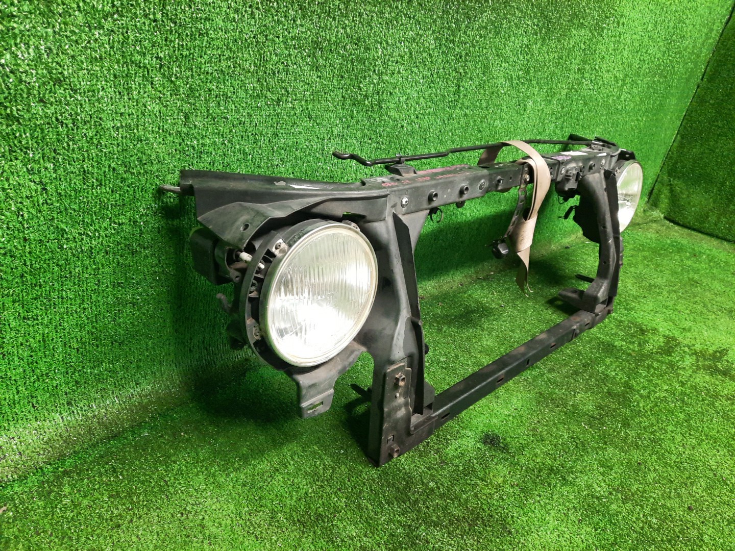 Рамка радиатора JEEP WRANGLER JK 0480 2 ракурс