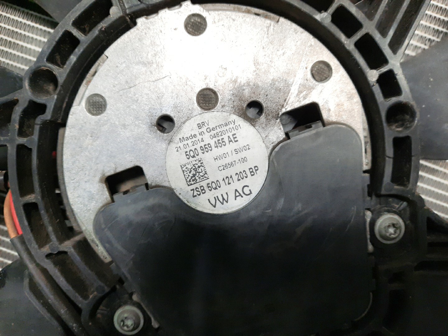 Рамка радиатора VOLKSWAGEN GOLF MK7, 5G1 CHH 0481 3 ракурс