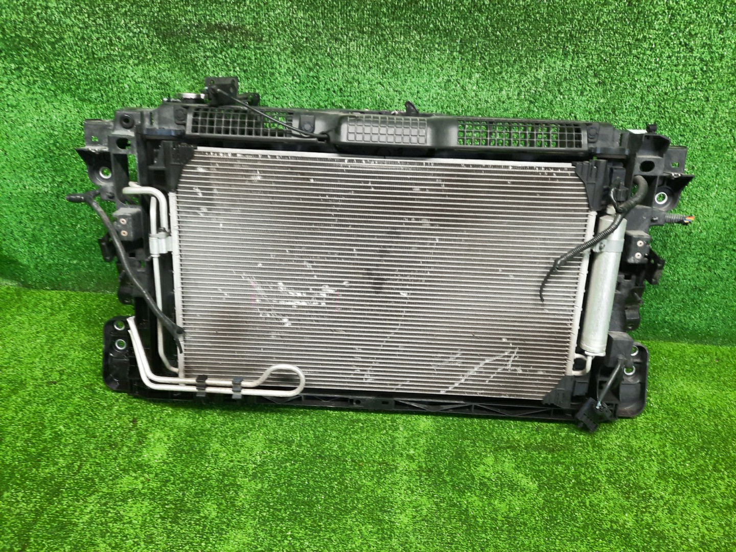 Рамка радиатора NISSAN TEANA TNJ32, PJ32, J32 VQ25DE 0487 1 ракурс