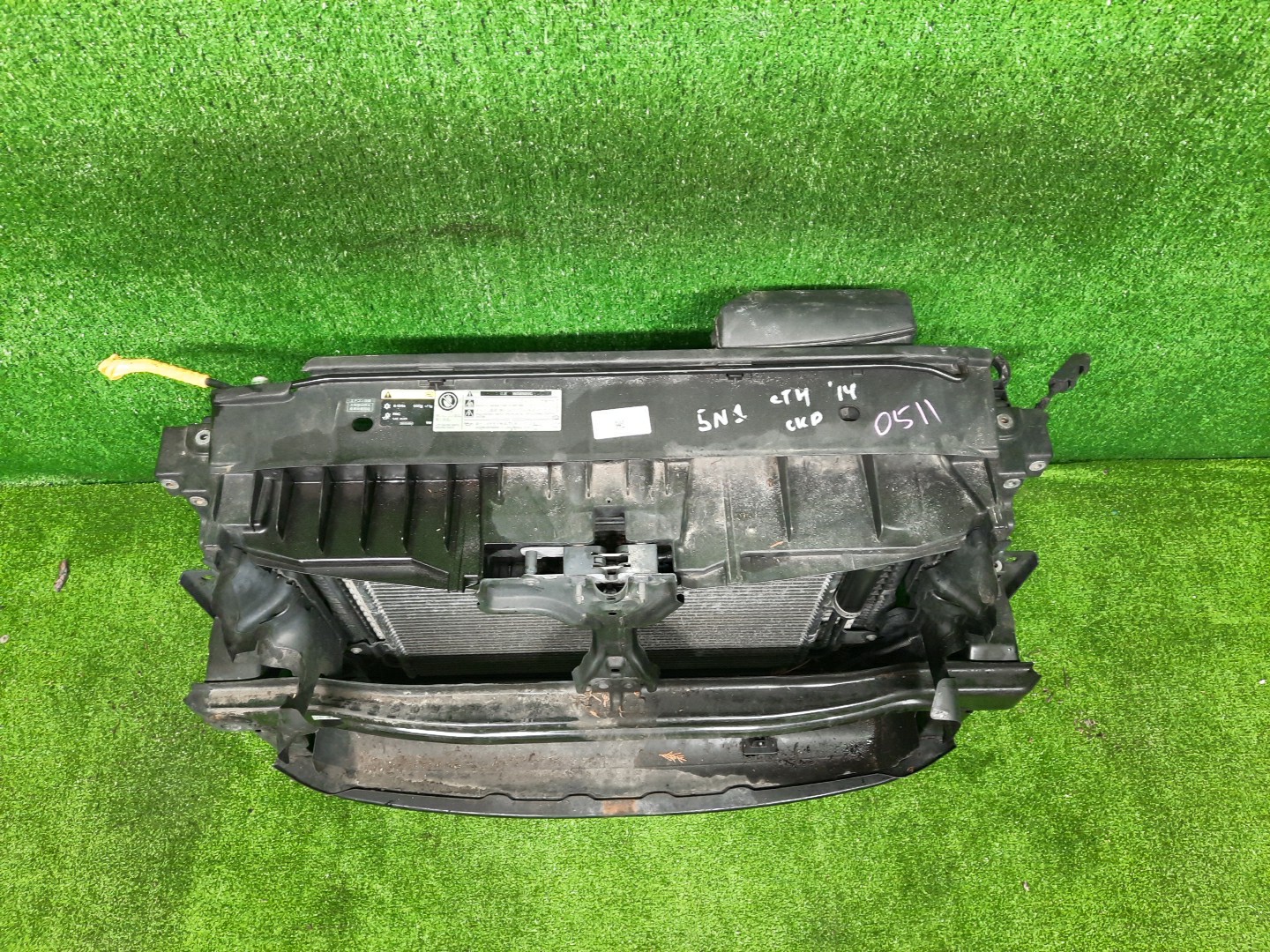 Рамка радиатора VOLKSWAGEN TIGUAN 5N1 CTH 0511 2 ракурс