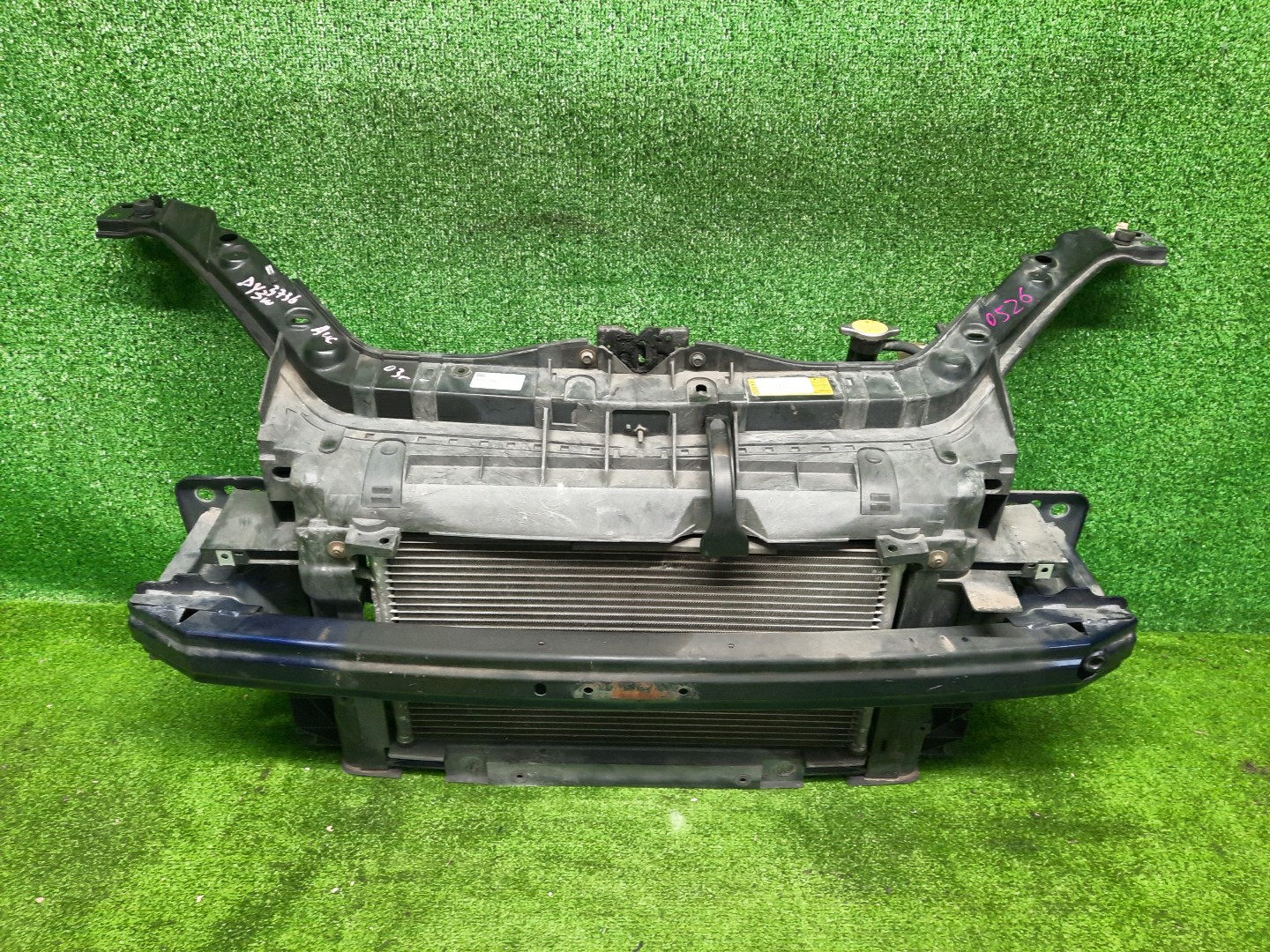 Рамка радиатора MAZDA DEMIO DY3W, DY5W, DY3R ZJ-VE 0526 1 ракурс