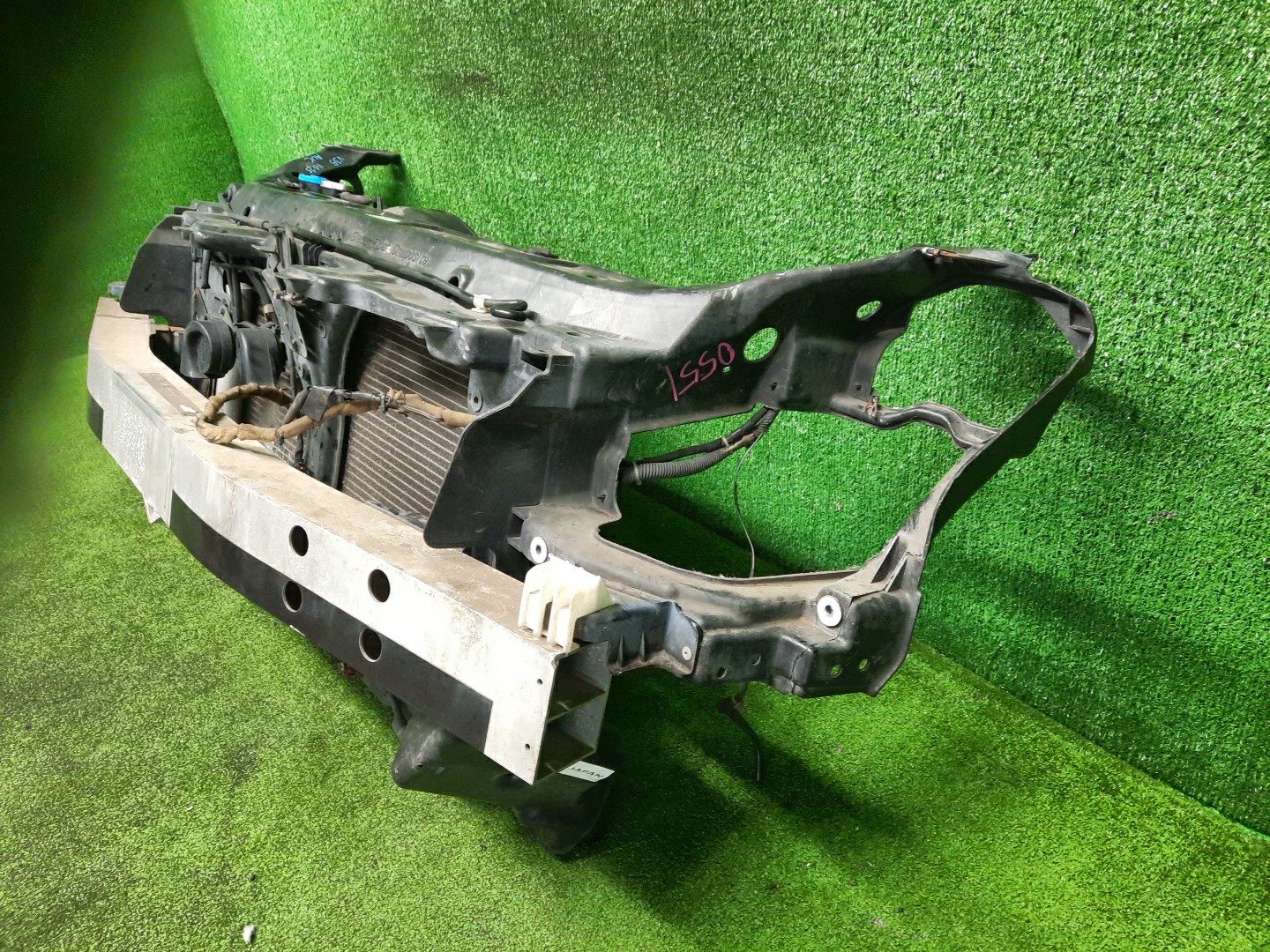 Рамка радиатора NISSAN SKYLINE V35 VQ25DD 0551 3 ракурс
