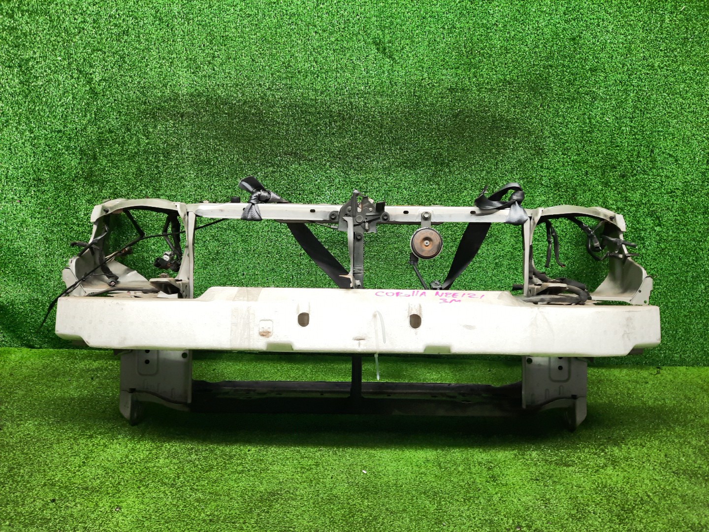 Рамка радиатора TOYOTA COROLLA, COROLLA FIELDER, ALLEX, COROLLA RUNX ZZE124, NZE121, NZE120, ZZE122, NZE124, CE121, NZE121G, ZZE123G, ZZE124G, ZZE122G, NZE124G, ZZE123 1NZ-FE, 1ZZ-FE 0585 1 ракурс