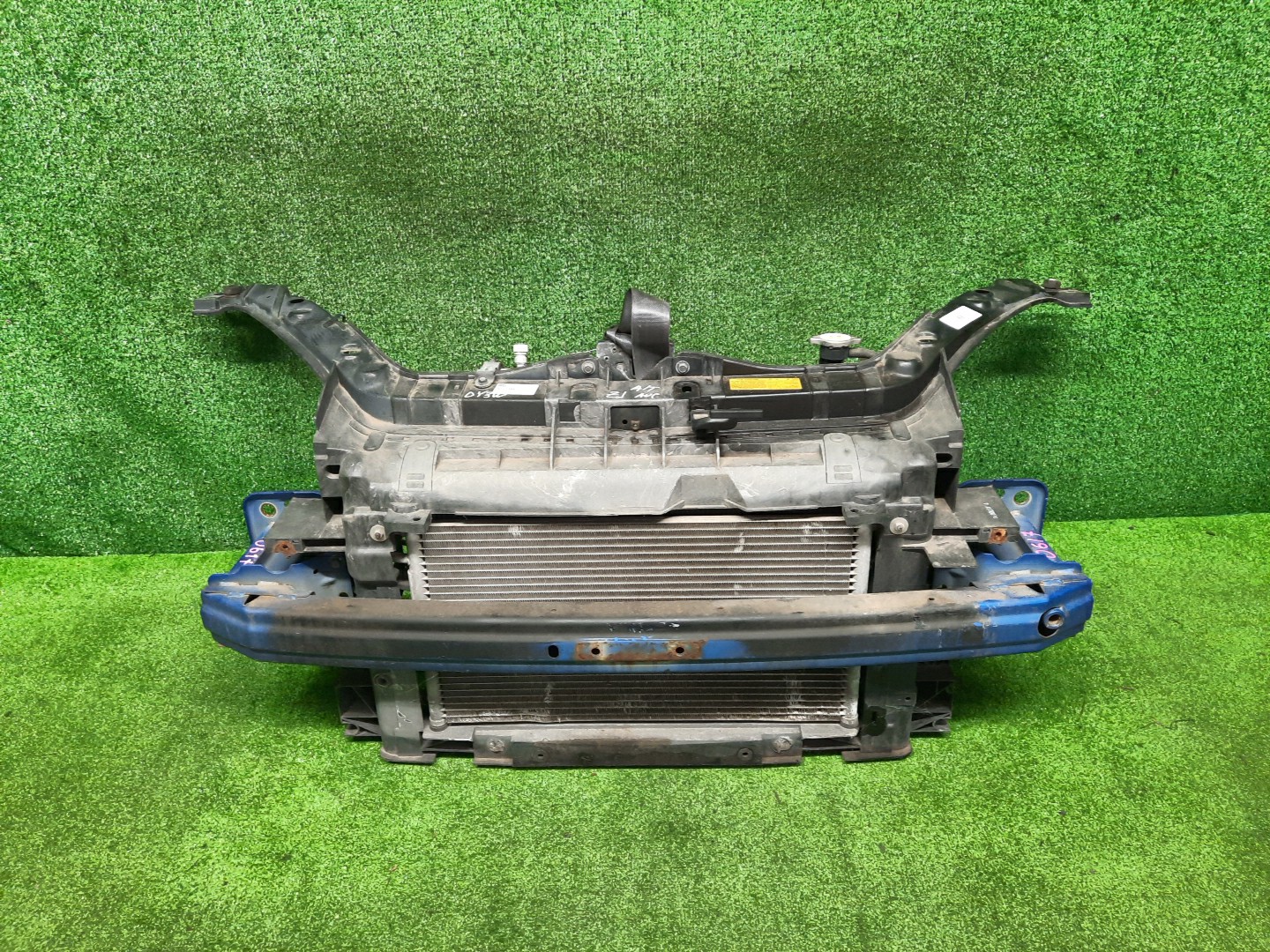 Рамка радиатора MAZDA DEMIO DY3W, DY5W, DY3R ZJ-VE 0617 1 ракурс