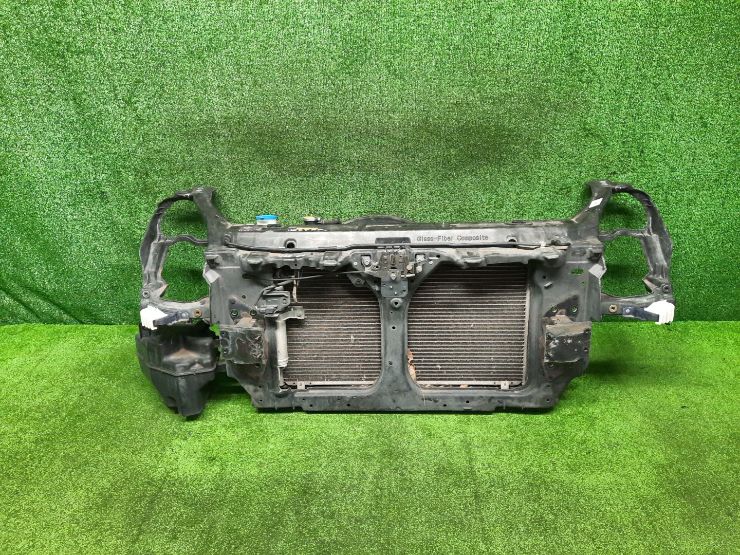 Рамка радиатора NISSAN SKYLINE V35 VQ25DD 0620 1 ракурс