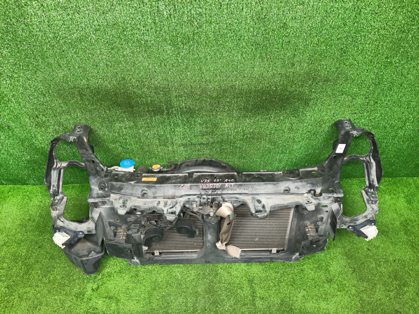 Рамка радиатора NISSAN SKYLINE V35 VQ25DD 0627 2 ракурс