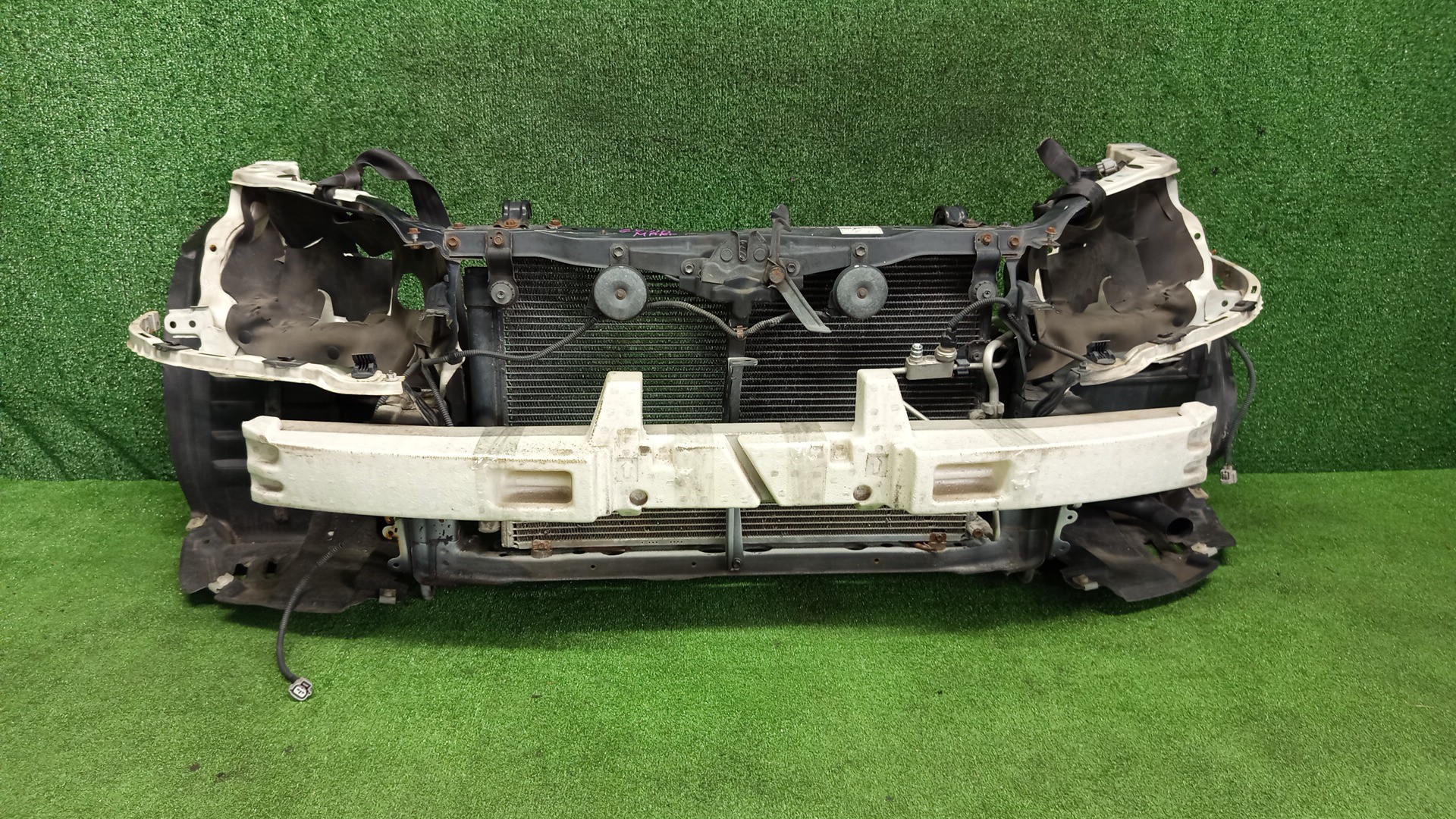 Рамка радиатора TOYOTA MARK II JZX115, GX110, JZX110, GX115 1G-FE 0638 1 ракурс