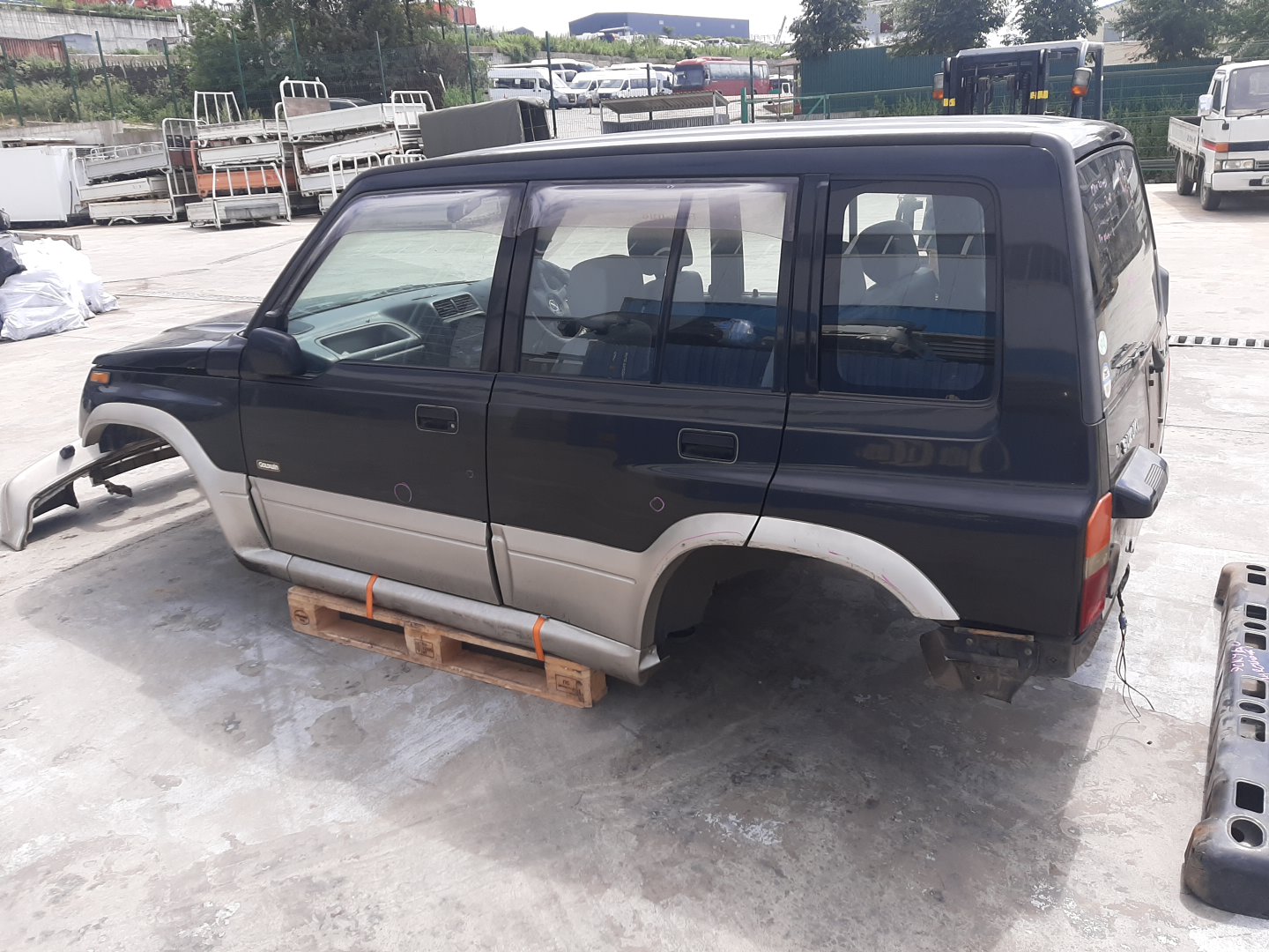 Кузов SUZUKI ESCUDO, PROCEED LEVANTE TD11W, TD61W, TJ61W, TJ11W H20A, H25A 636 5 ракурс