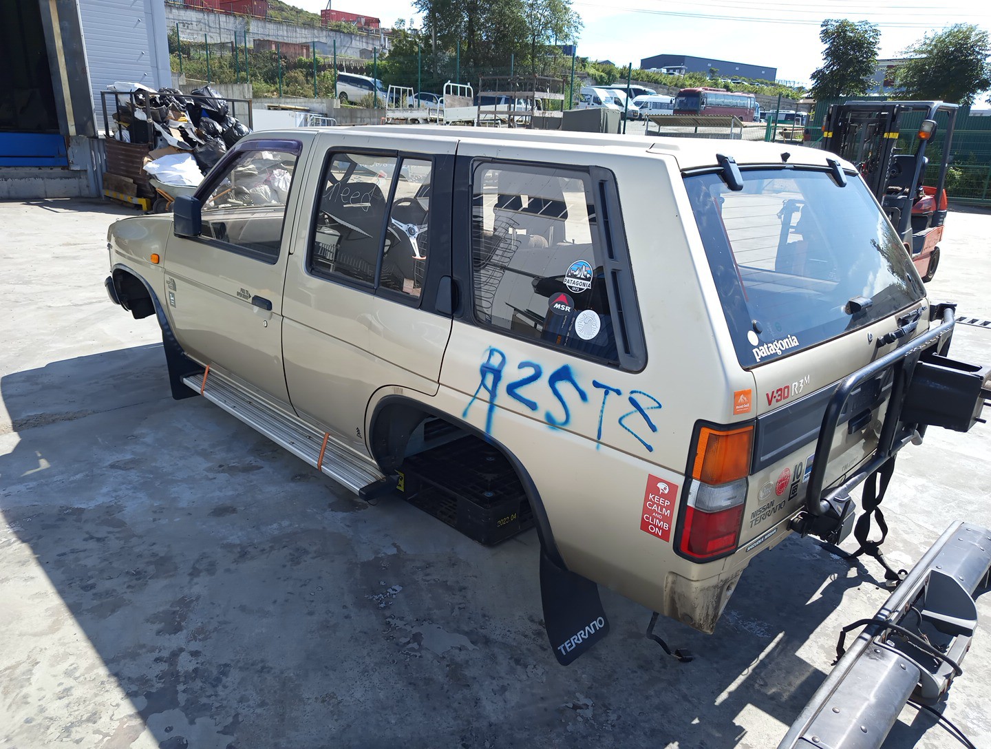 Кузов NISSAN TERRANO WHYD21 640 5 ракурс