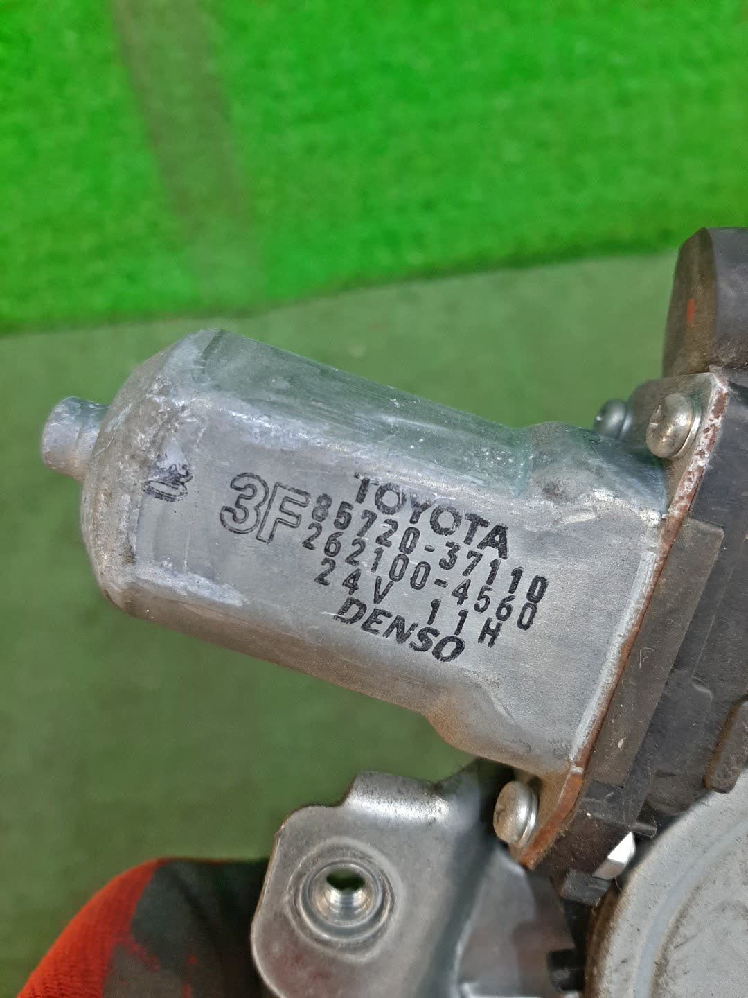 Стеклоподъемник левый передний TOYOTA DYNA XZU508 2 ракурс