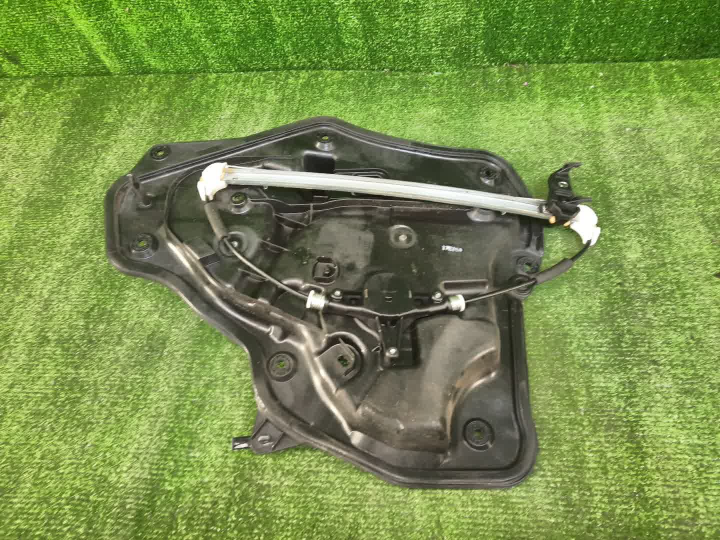 Стеклоподъемник правый задний MAZDA ATENZA GJ2FW 1 ракурс
