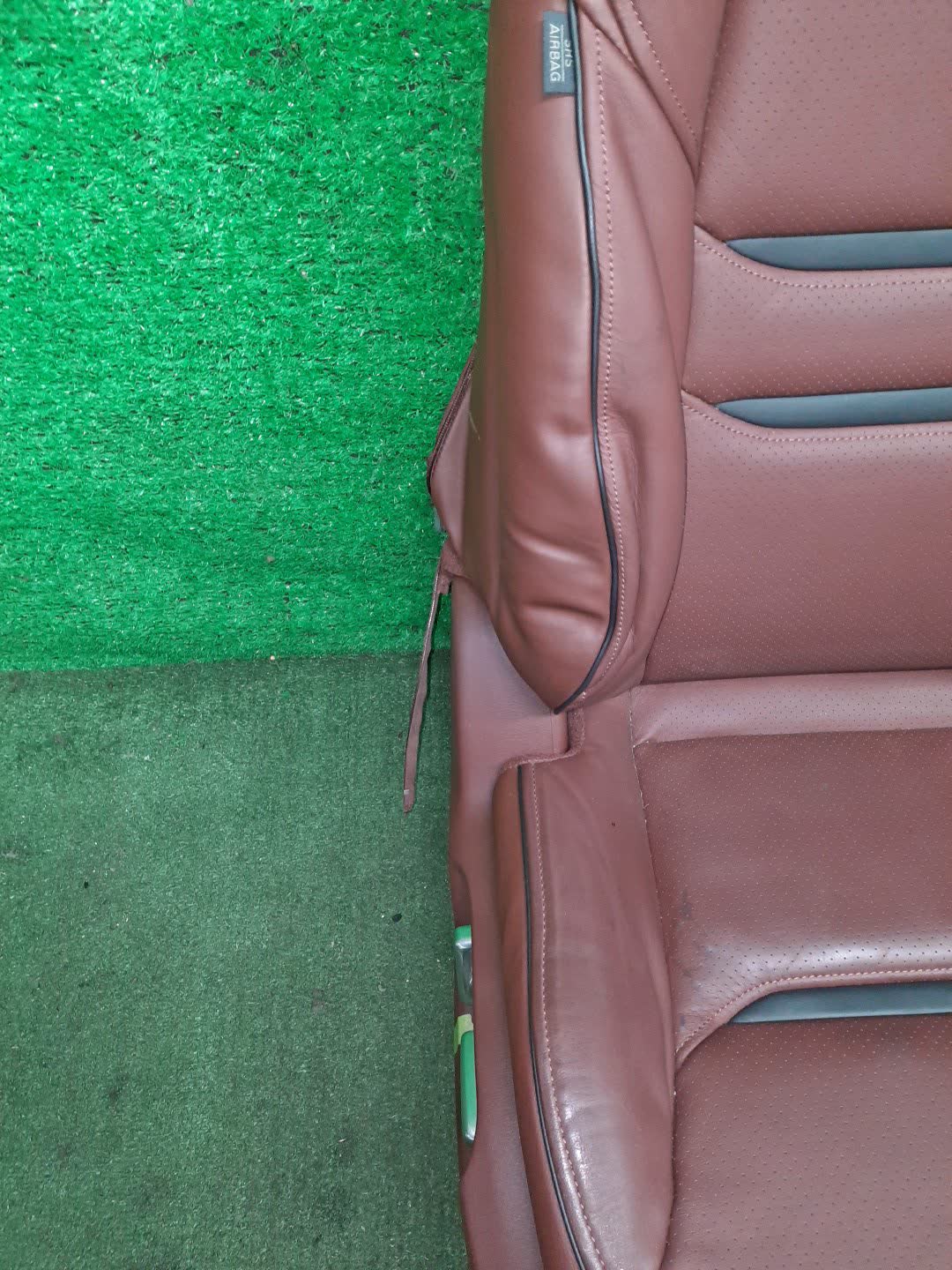 Кресло LEXUS RX300 AGL20W 3 ракурс