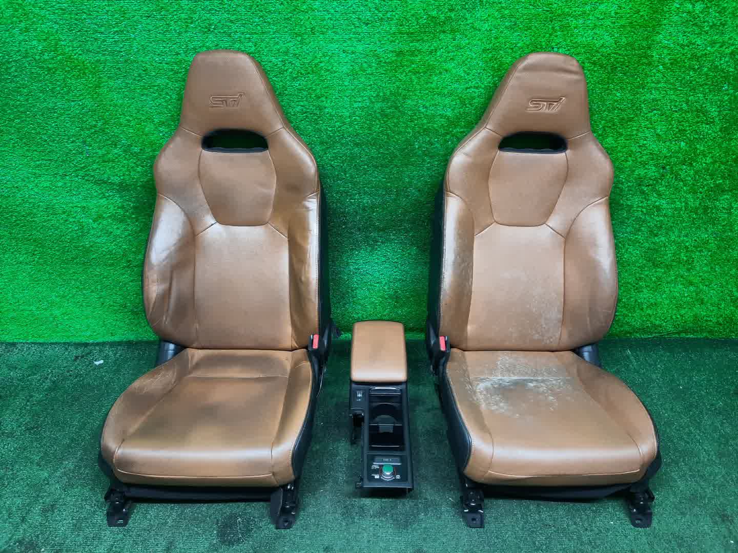 Кресло SUBARU IMPREZA WRX STI GRF 1 ракурс