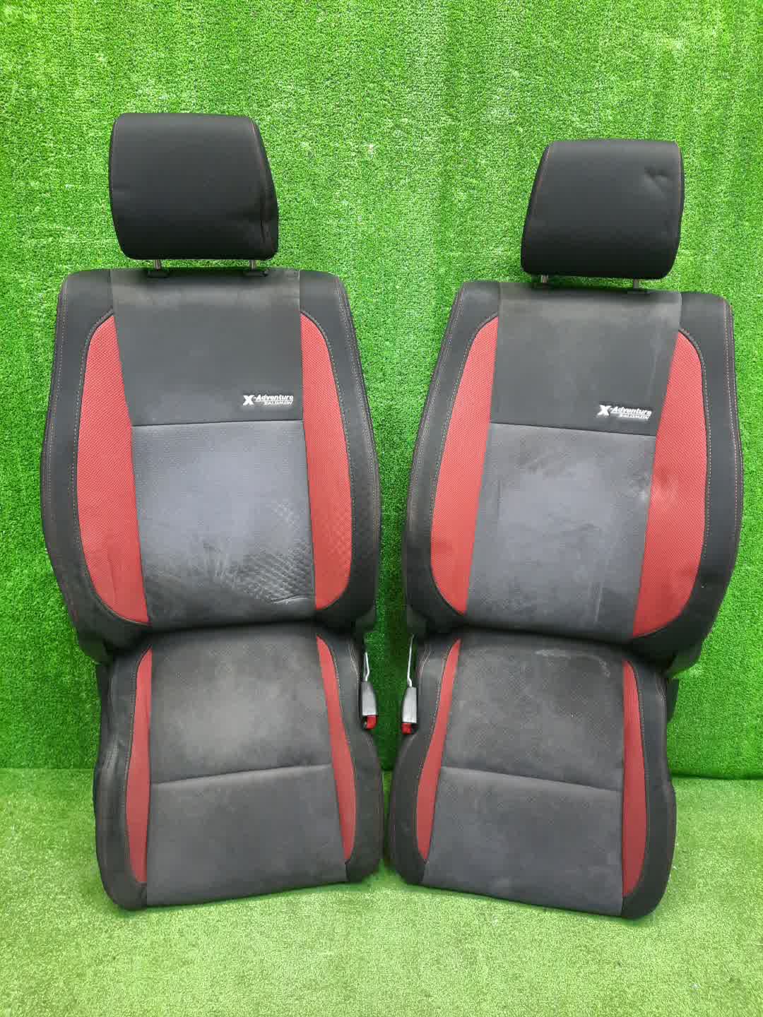 Кресло SUZUKI ESCUDO TD54W 2 ракурс