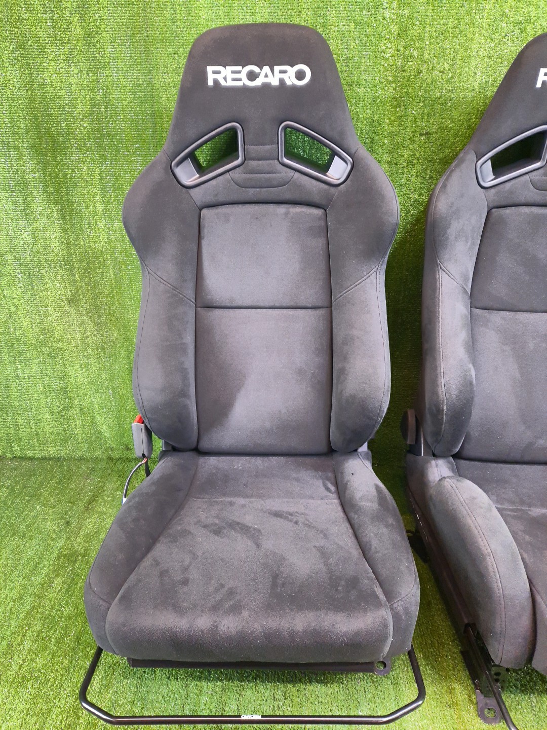 Кресло левое переднее SUBARU LEGACY BG5 RECARO 3 ракурс