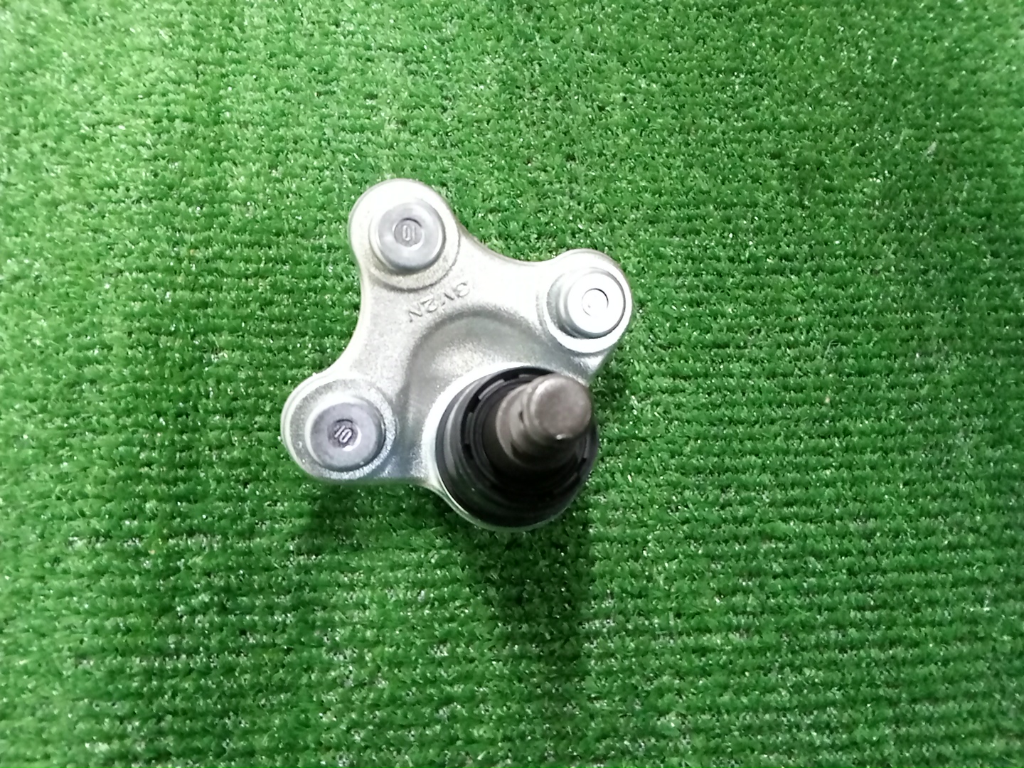 Шаровая опора передняя HONDA ZR-V 51220-3V0-J01 1 ракурс