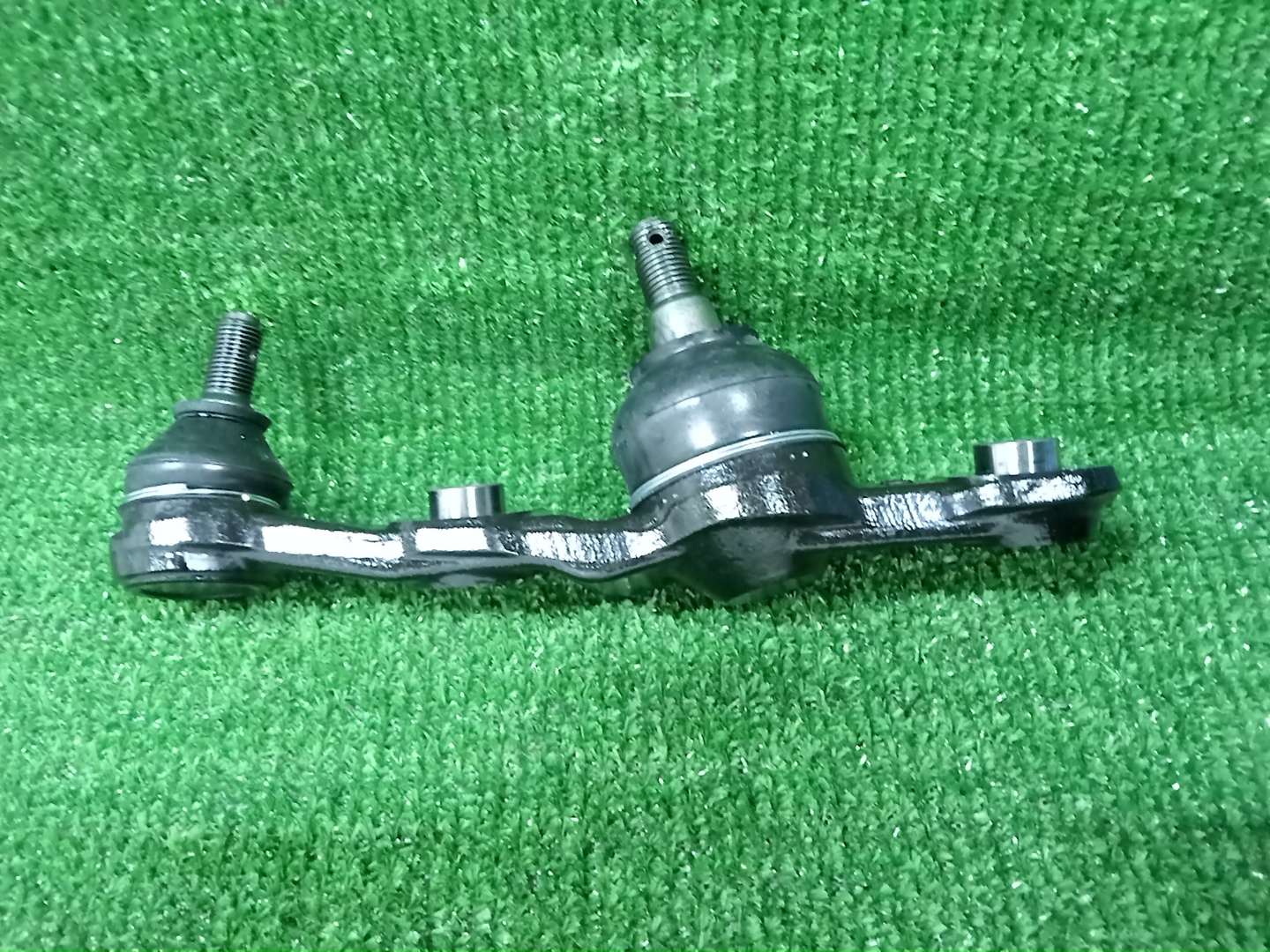 Шаровая опора левая передняя LEXUS GS300H AWL10 43340-39625 2 ракурс