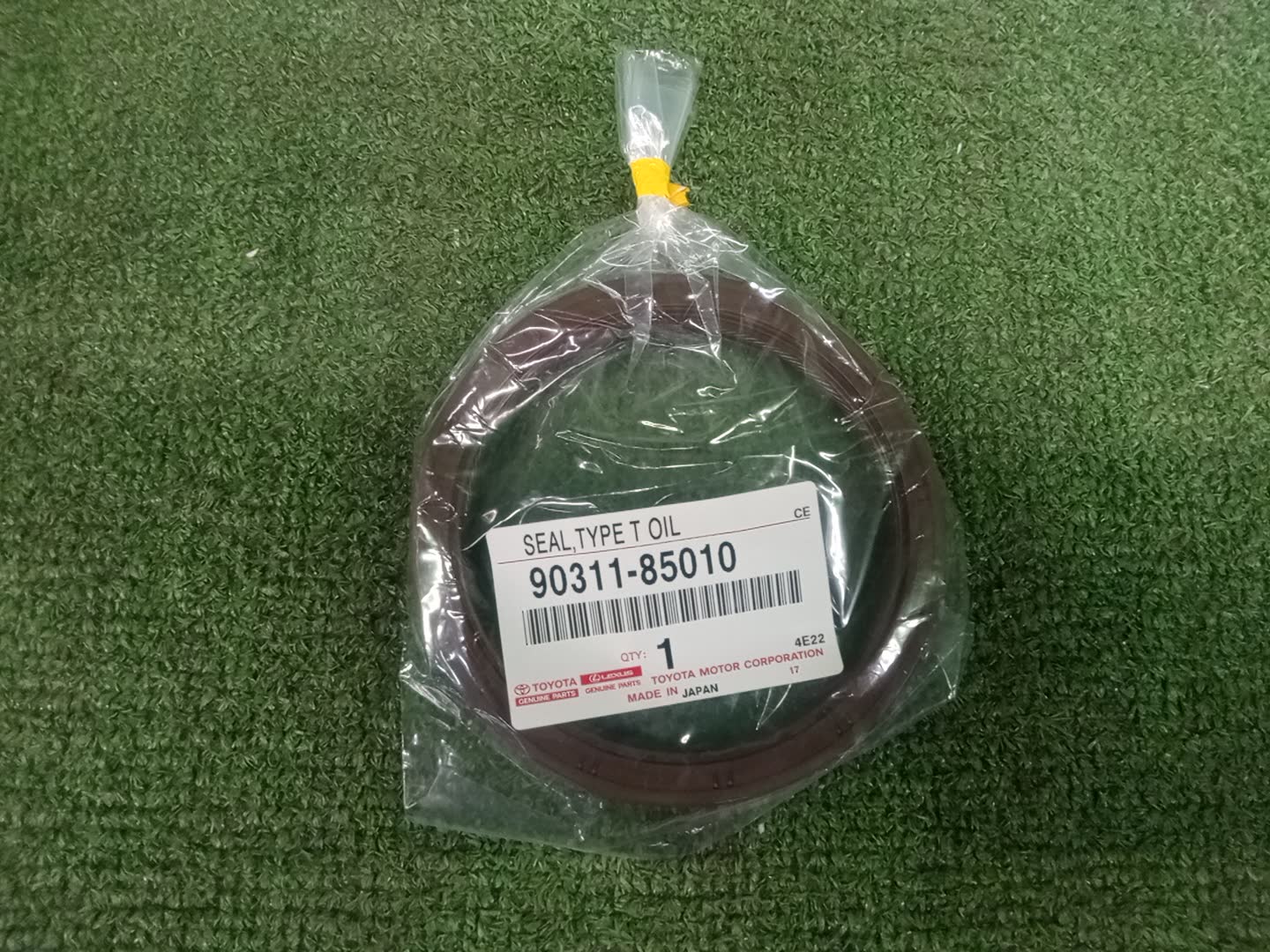 Сальник TOYOTA CELICA ZZT231 2ZZ-GE 90311-85010 1 ракурс Сальник TOYOTA CELICA ZZT231 2ZZ-GE 90311-85010 1 ракурс