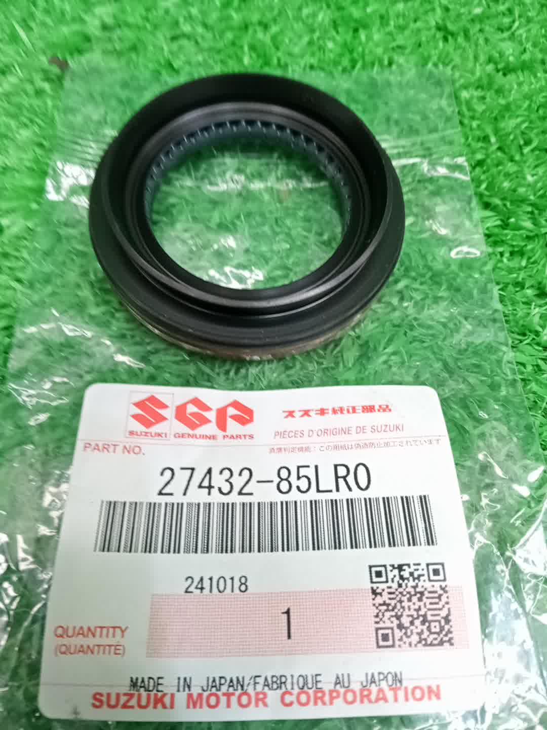 Сальник SUZUKI HUSTLER MR31S R06A 27432-85LR0 2 ракурс