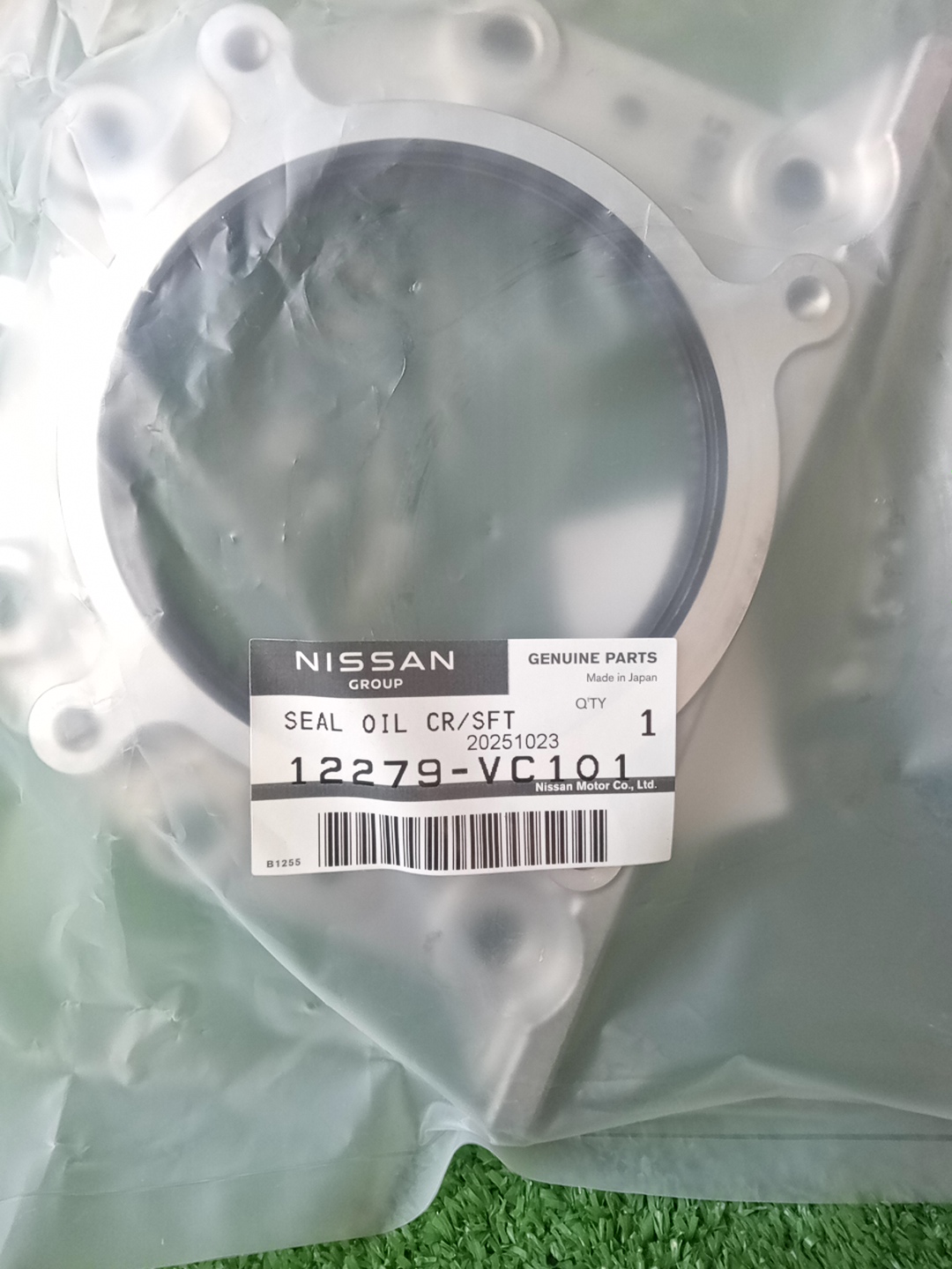 Сальник NISSAN PATROL Y61 ZD30DDTI 12279-VC101 3 ракурс