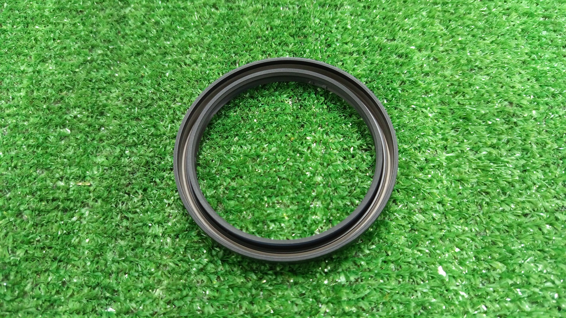 Сальник SUZUKI JIMNY JB64W R06A 09283-73003 2 ракурс
