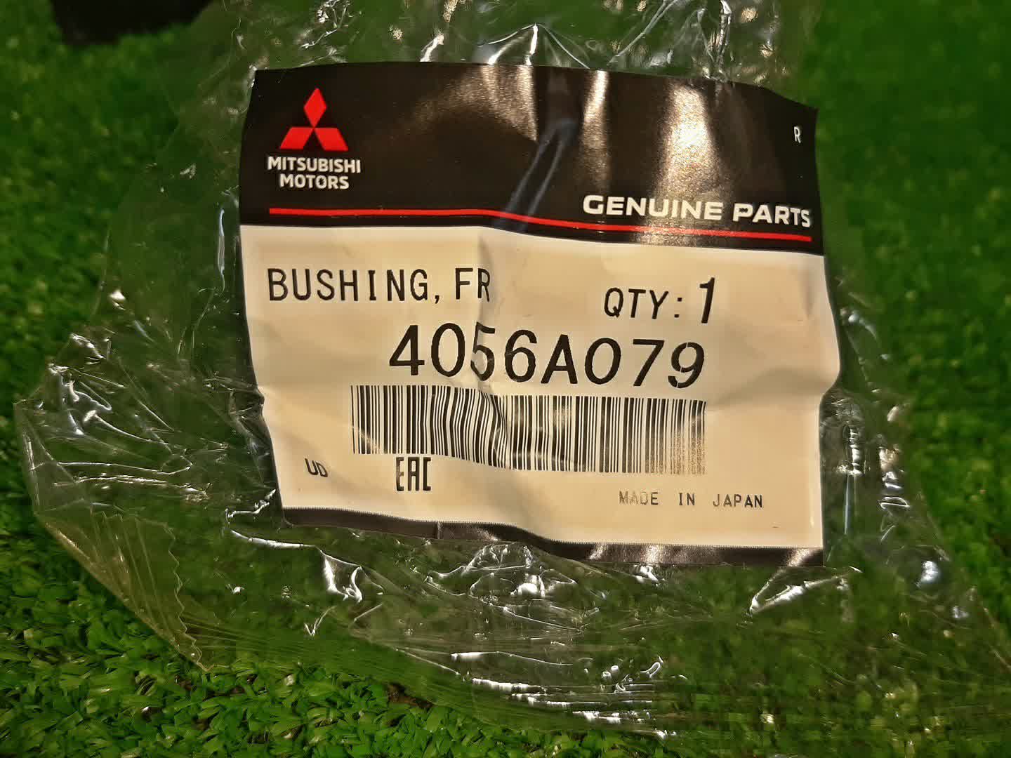 Втулка стабилизатора передняя MITSUBISHI ECLIPSE CROSS GK1W 4056A079 2 ракурс
