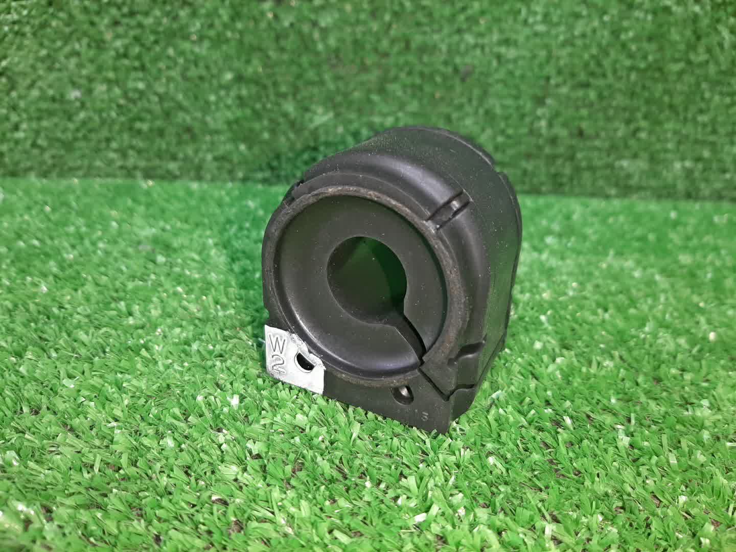 Втулка стабилизатора задняя MAZDA CX-5 KFEP KD35-28-156D 1 ракурс