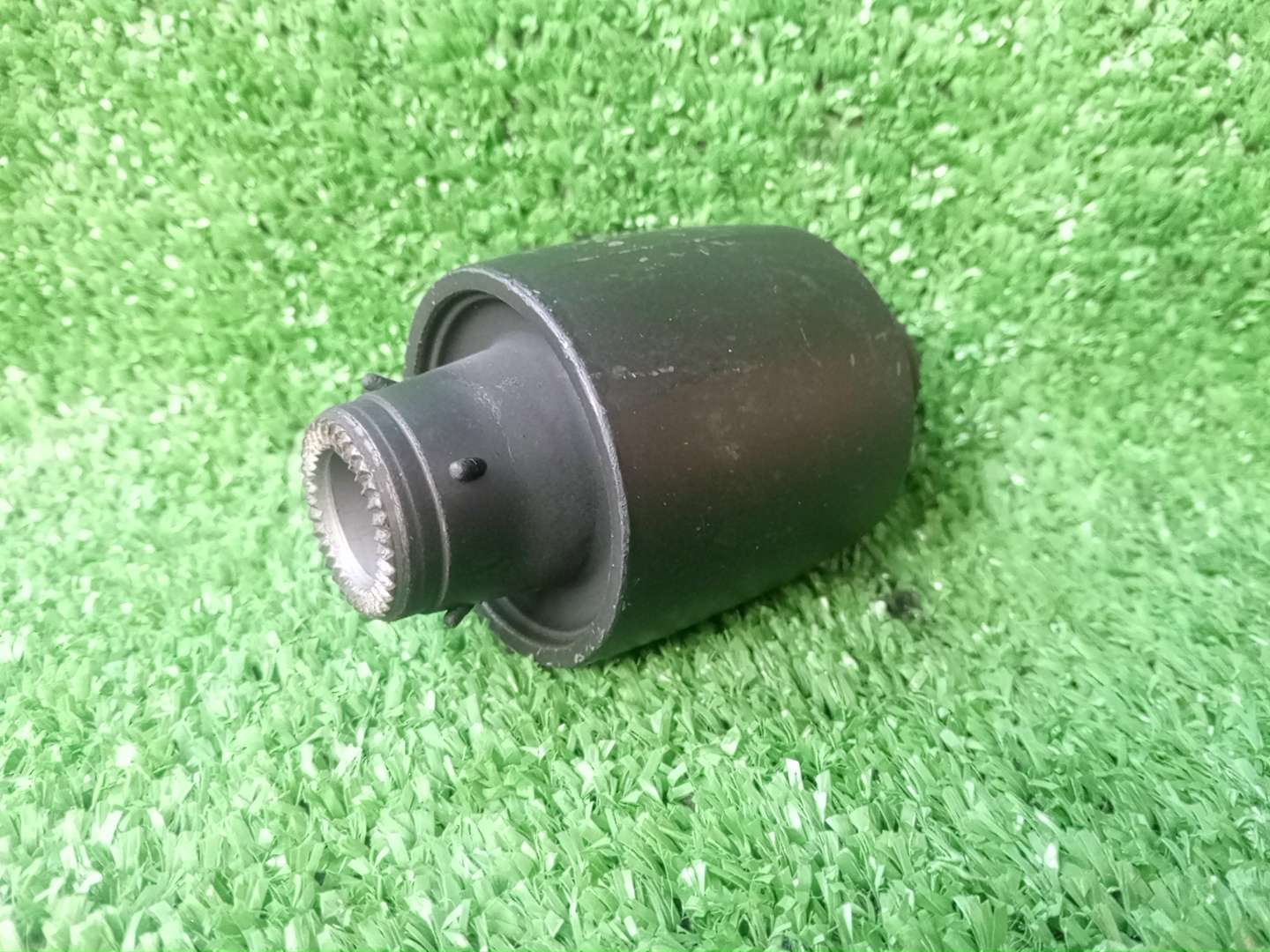 Сайлентблок задний TOYOTA COROLLA RUNX NZE124 48725-32250 2 ракурс