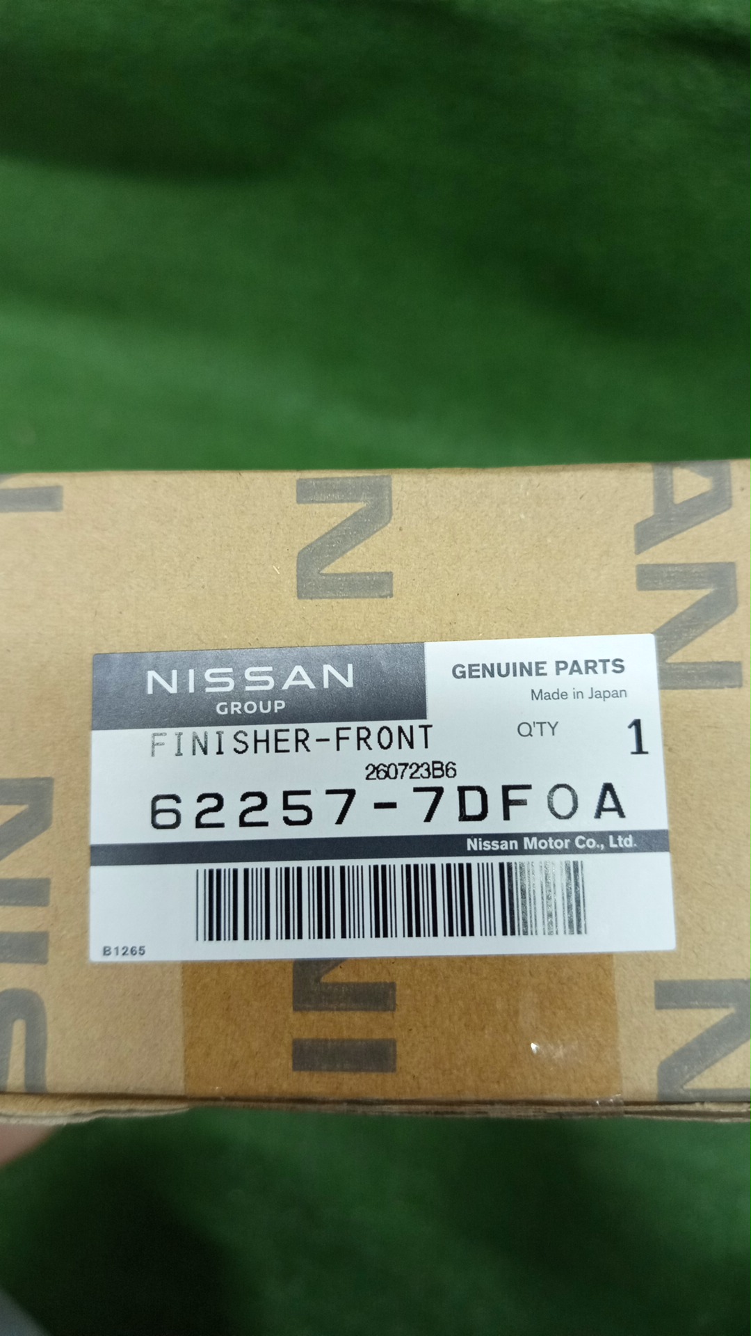 Заглушка бампера левая передняя NISSAN SERENA FC28 62257-7DF0A 4 ракурс