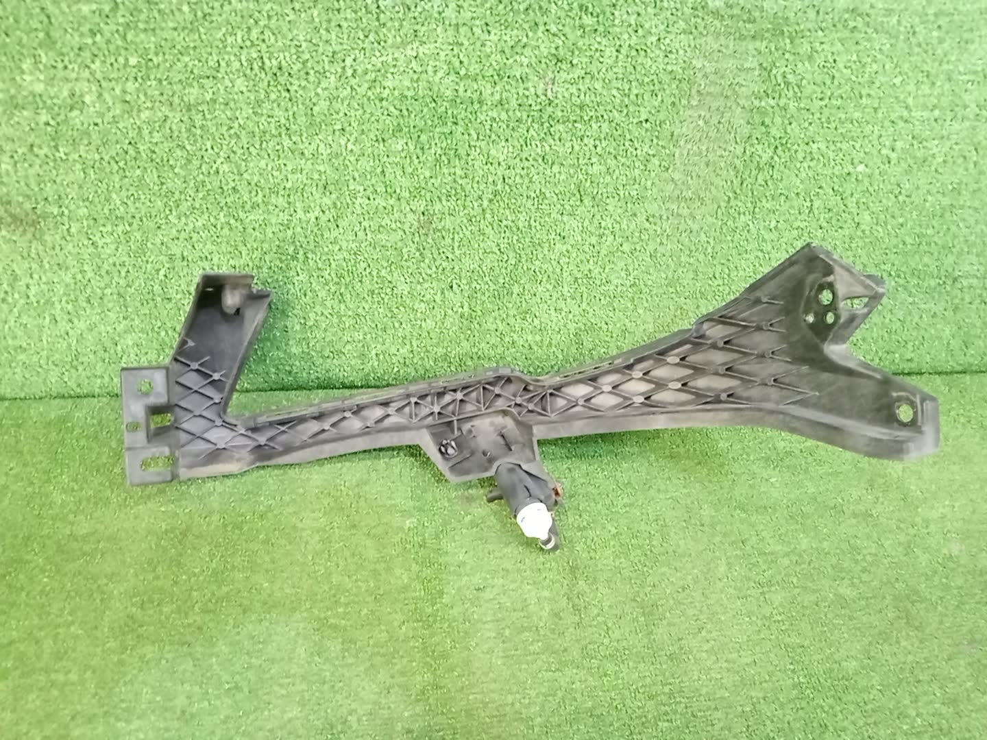 Планка под фары правая передняя SUBARU LEGACY BR9 2 ракурс