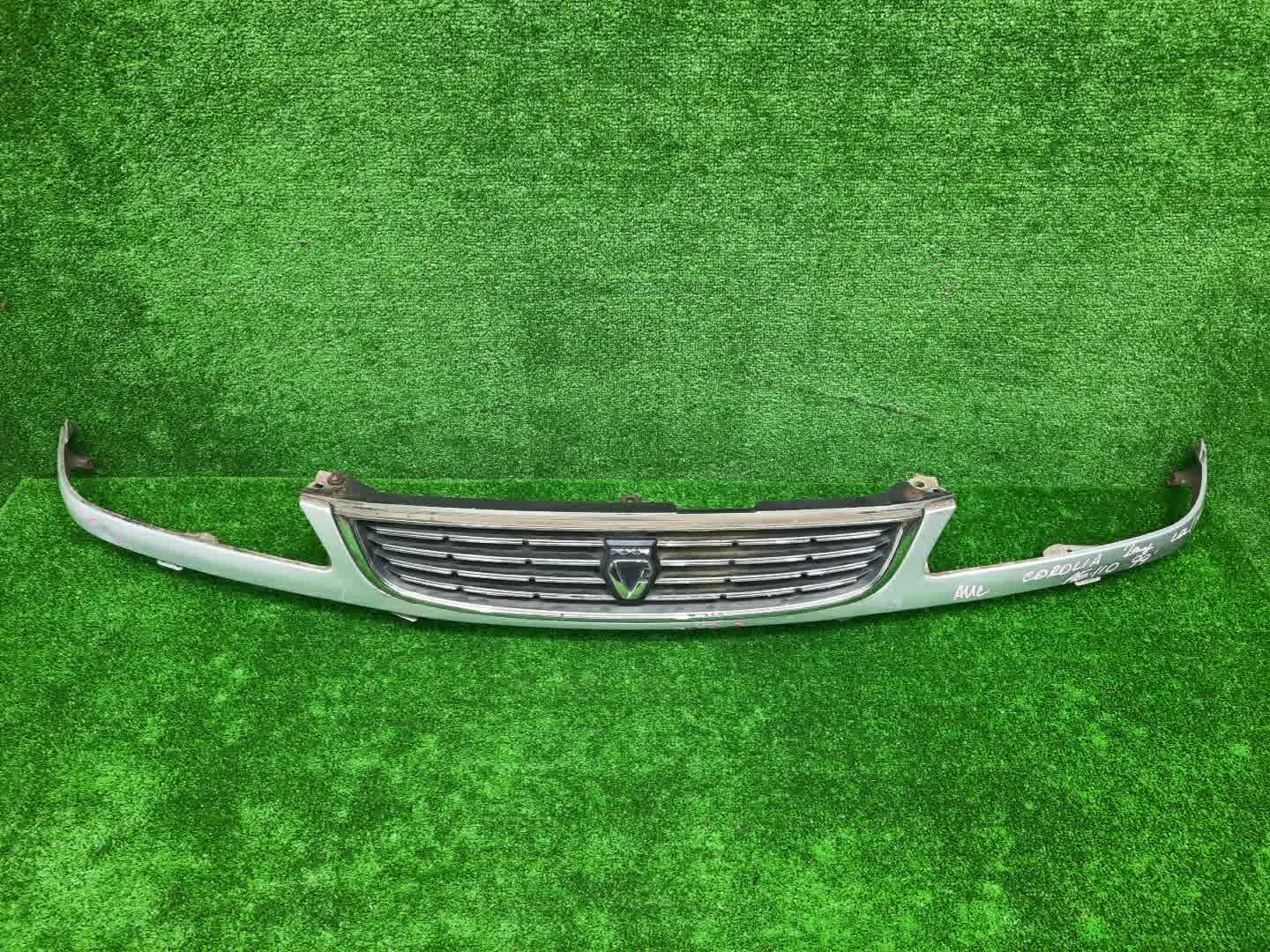 Планка под фары TOYOTA COROLLA AE110 1 ракурс