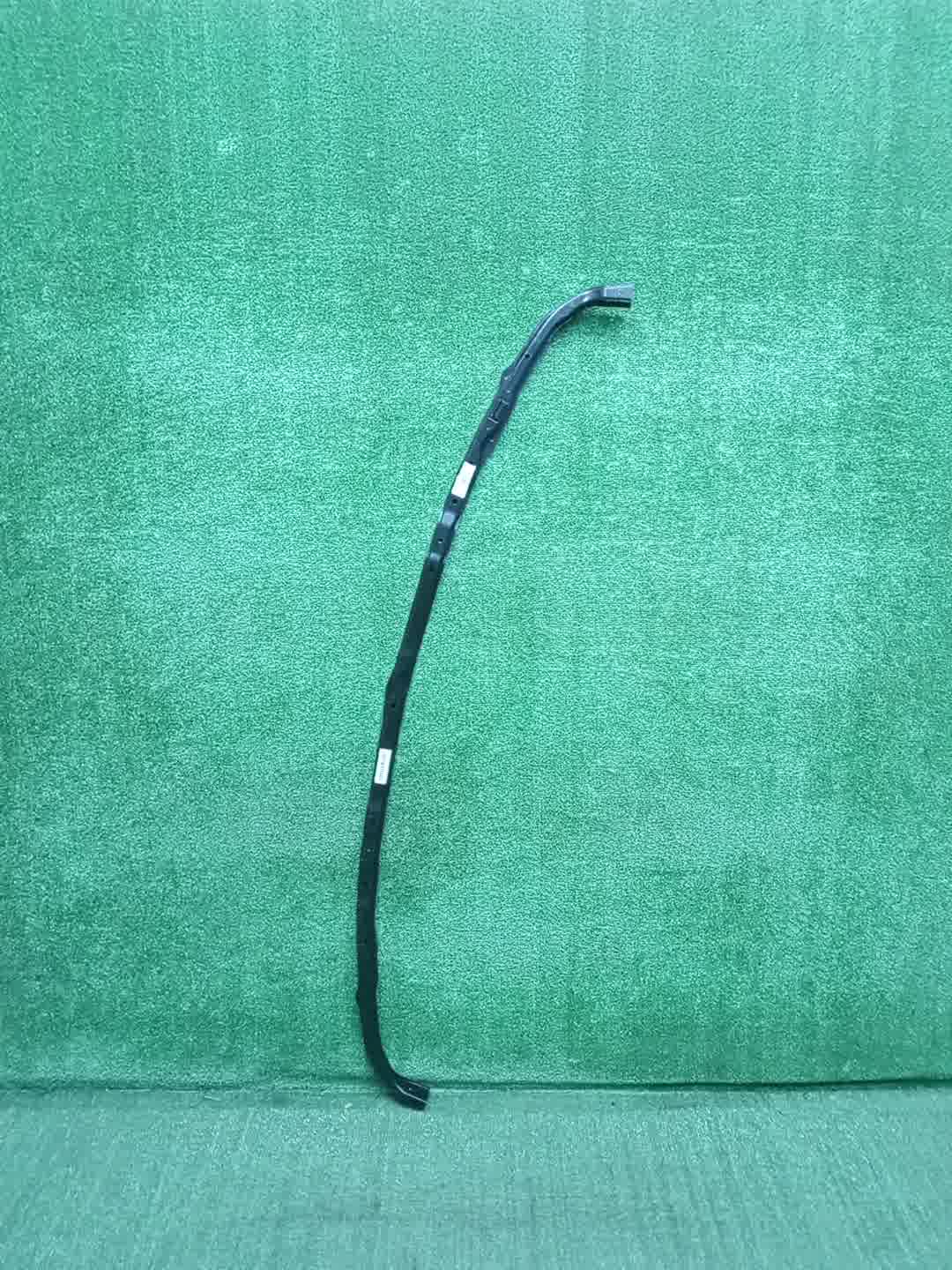 Планка под фары TOYOTA CHASER JZX100 52081-22030 3 ракурс