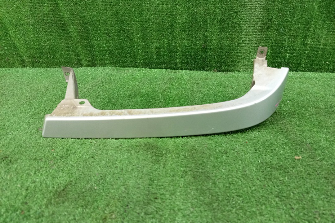 Планка под фары левая передняя MAZDA BONGO FRIENDEE SGEW 3 ракурс