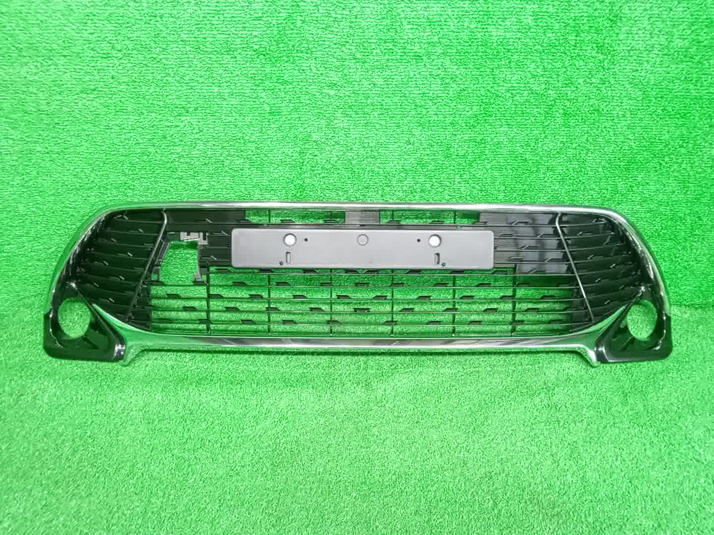 Решетка бамперная TOYOTA CAMRY, ALTIS ASV50, AVV50, AVV50N 53102-06590 1 ракурс