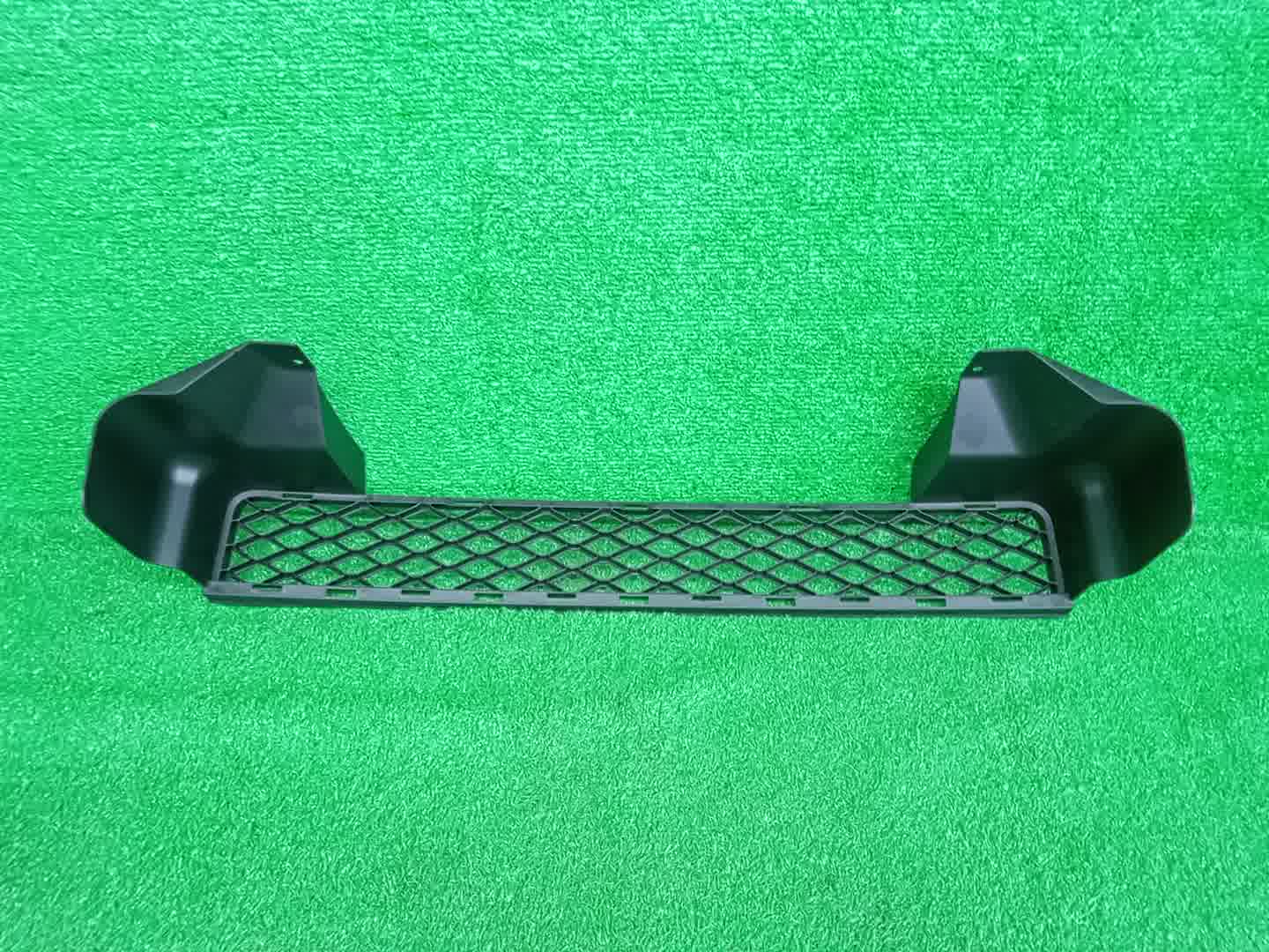 Решетка бамперная TOYOTA FJ CRUISER GSJ15 53112-35030 2 ракурс