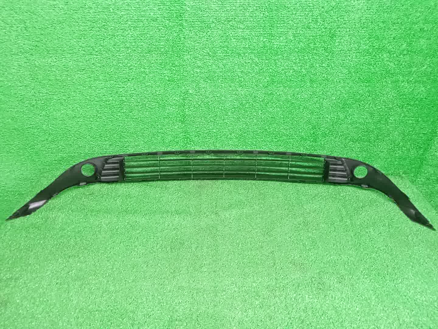 Решетка бамперная TOYOTA PRIUS ZVW50, ZVW51, ZVW55 53112-47310 2 ракурс