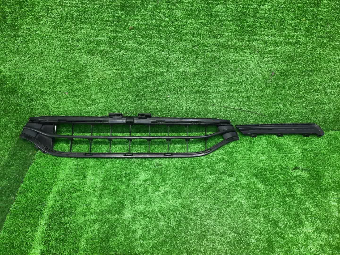 Решетка бамперная HONDA SHUTTLE GP7 71102-TDA-J0 1 ракурс