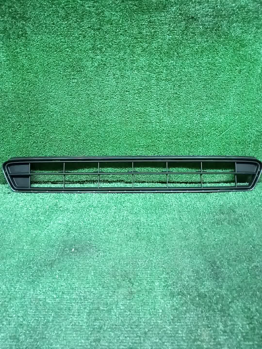 Решетка бамперная передняя SUBARU XV GT3 57731FL110 3 ракурс