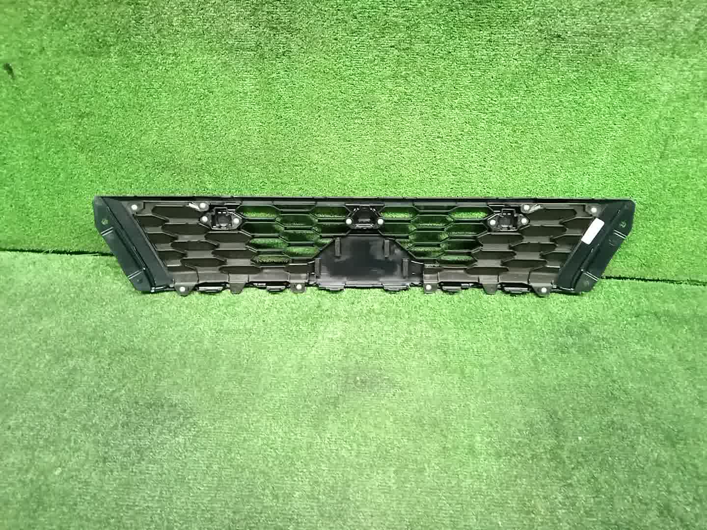 Решетка бамперная передняя MITSUBISHI ECLIPSE CROSS GK1W 6405A380XA 2 ракурс