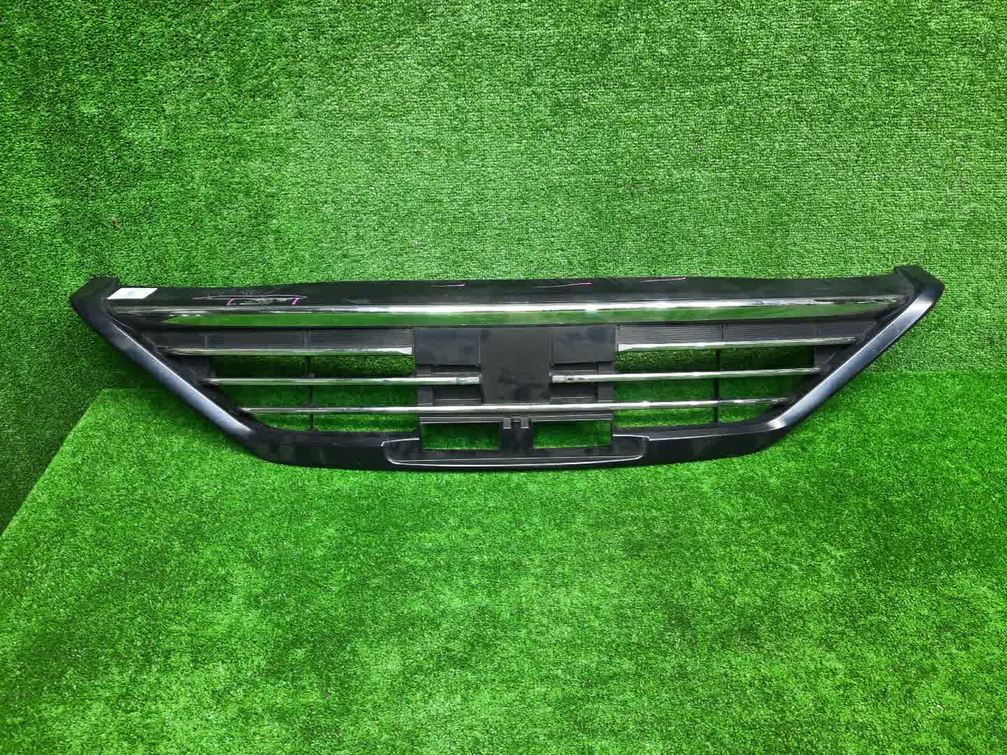 Решетка бамперная TOYOTA MARK X GRX130 53112-22180 1 ракурс