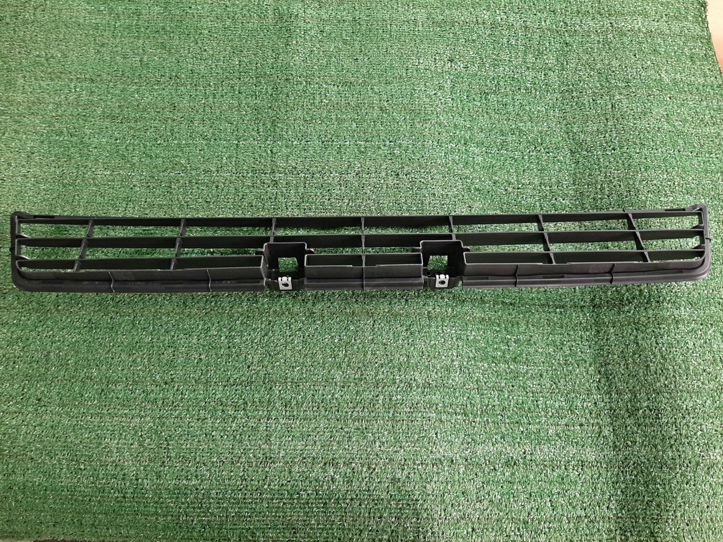 Решетка бамперная TOYOTA HILUX SURF GRN215W 53102-35020 2 ракурс