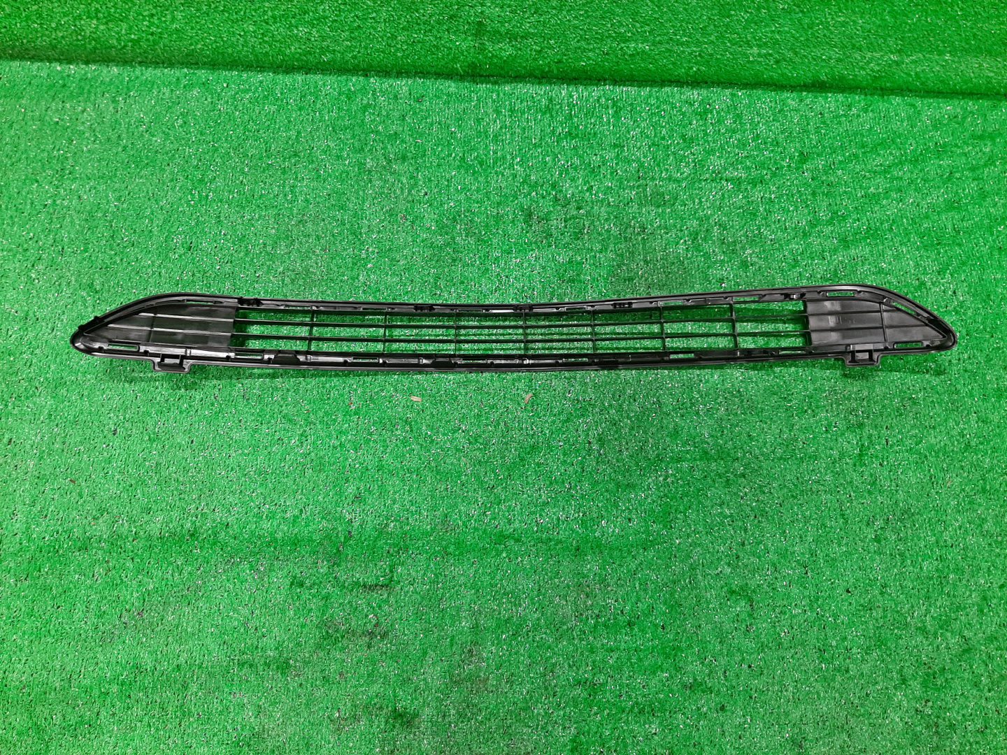 Решетка бамперная передняя TOYOTA RAV4 ASA42 53112-42100 2 ракурс