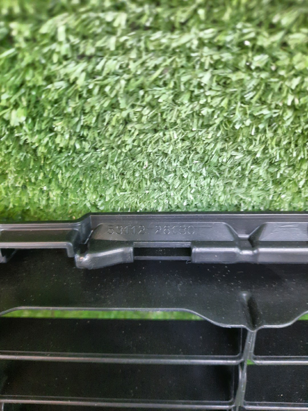 Решетка бамперная передняя TOYOTA GRANACE GDH303W 53112-26130 4 ракурс
