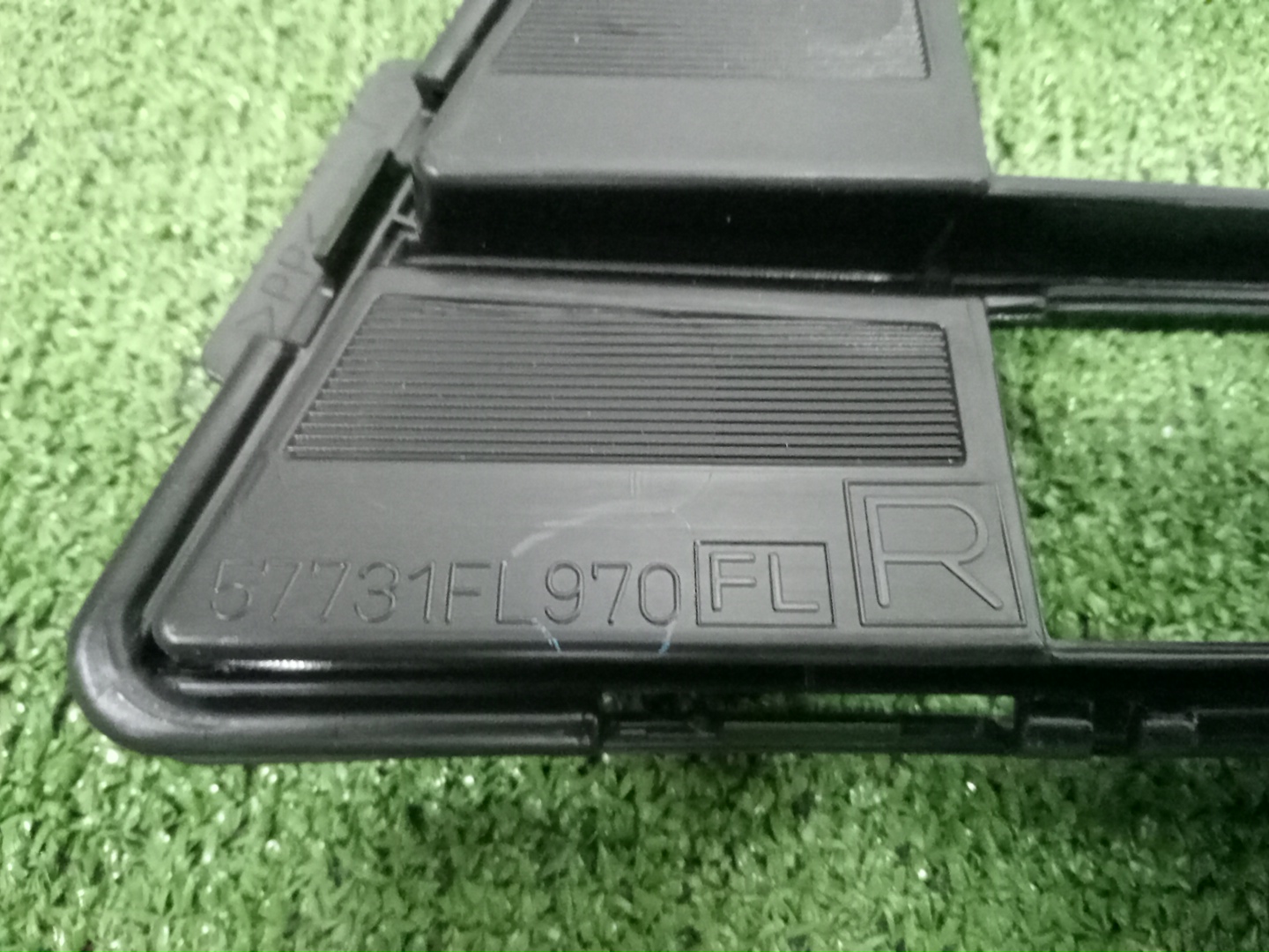 Решетка бамперная передняя SUBARU XV GT3 57731FL970 3 ракурс