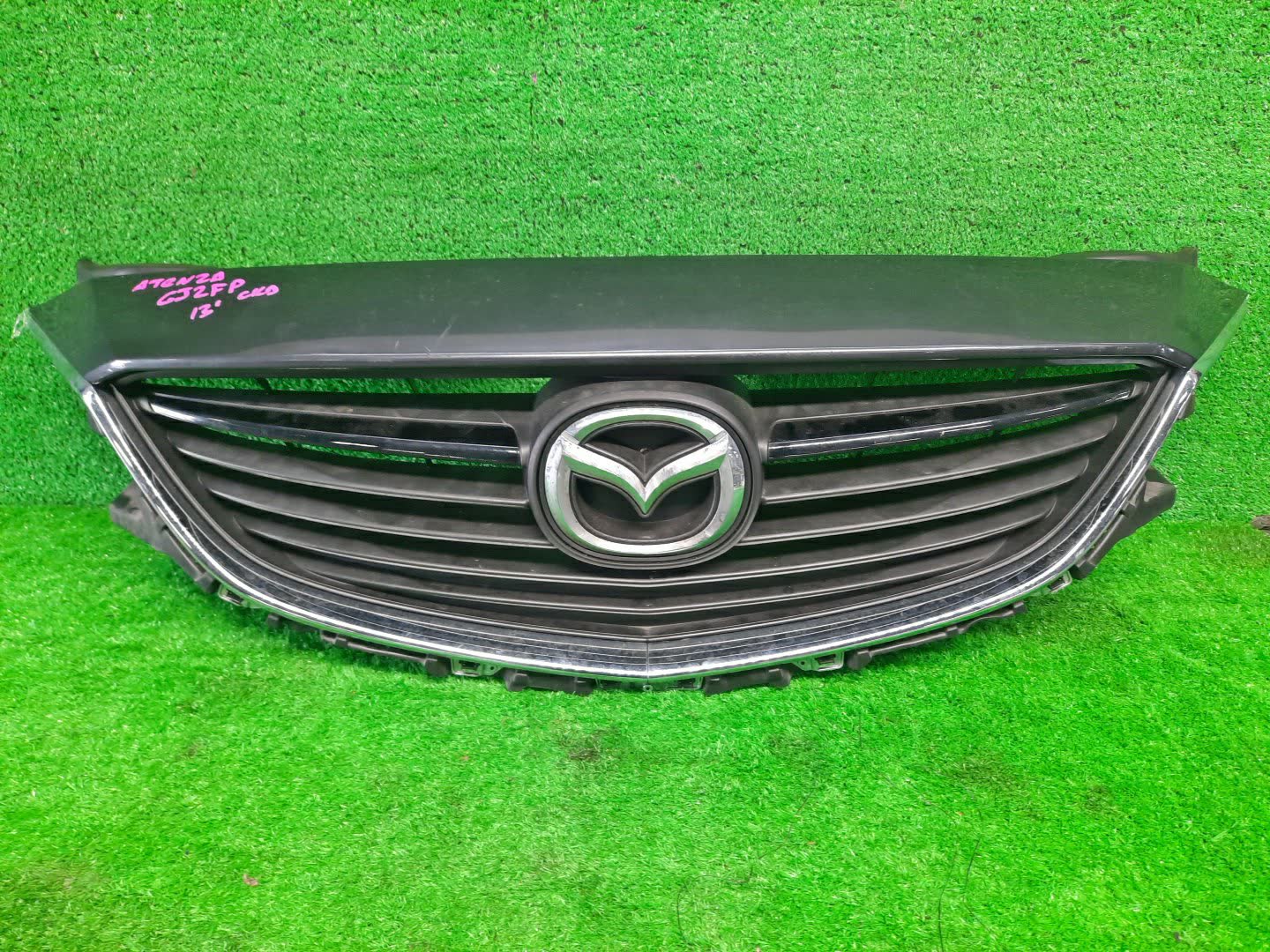 Решетка радиатора MAZDA ATENZA, MAZDA 6 GJ5FP, GJEFP, GJ2FP, GJ2AP, GJ526, GJ523 GHP9-50712 1 ракурс